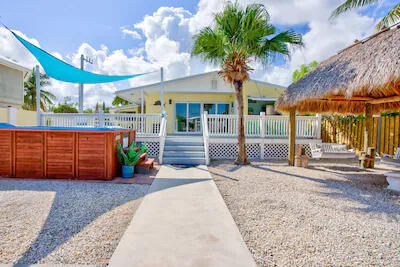 8188 Aviation Boulevard Property Photo 2