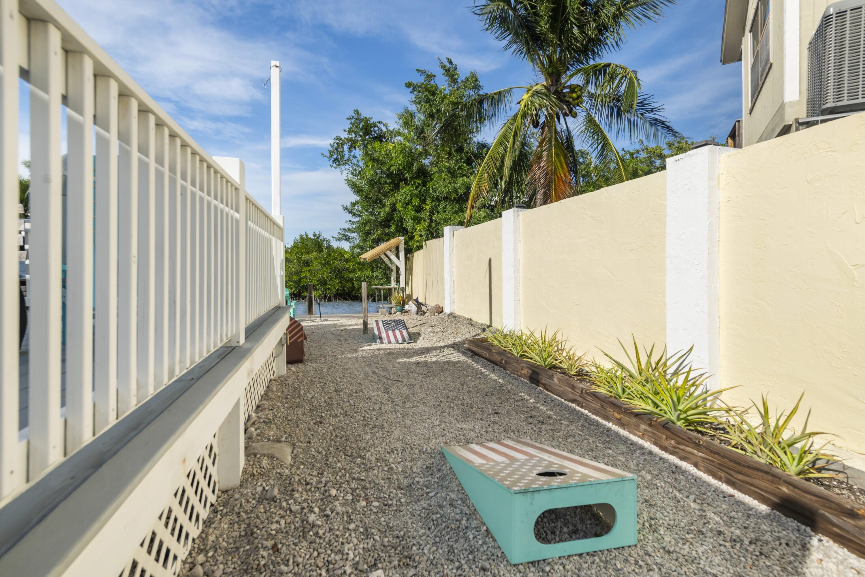 8188 Aviation Boulevard Property Photo 18