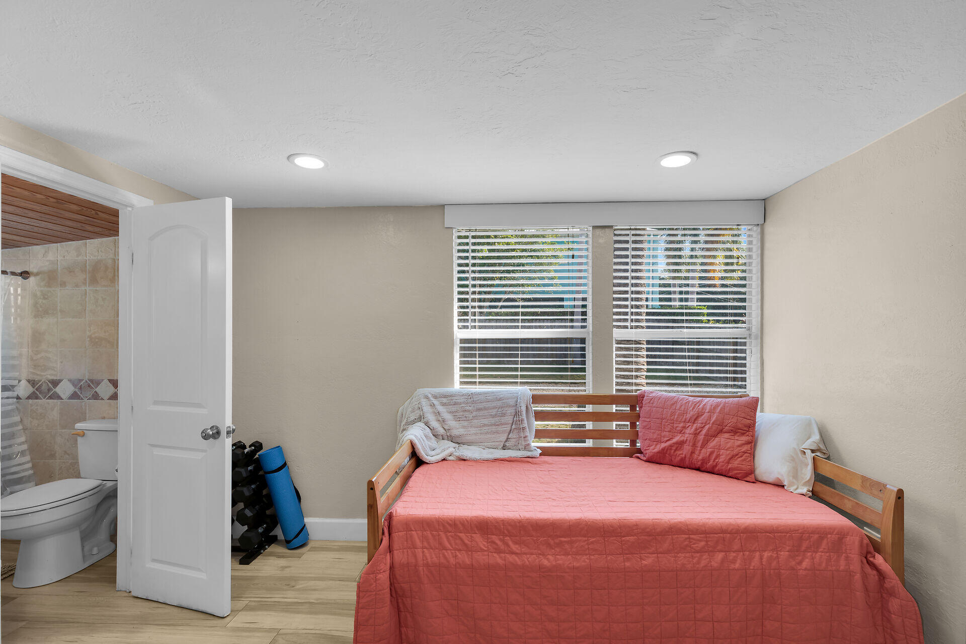 28 Tarpon Avenue Property Photo 22