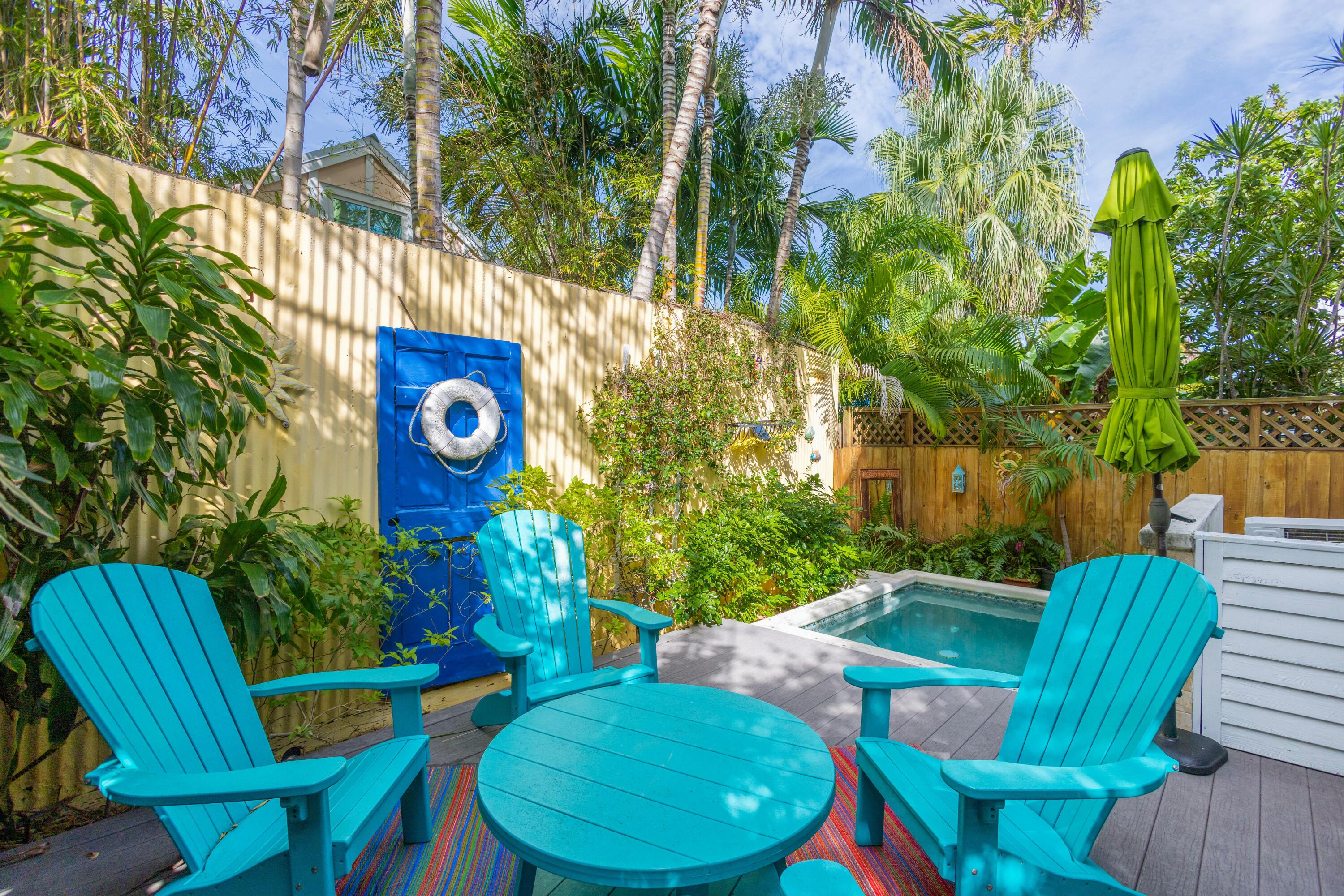 1033 Catherine Street Property Photo 4