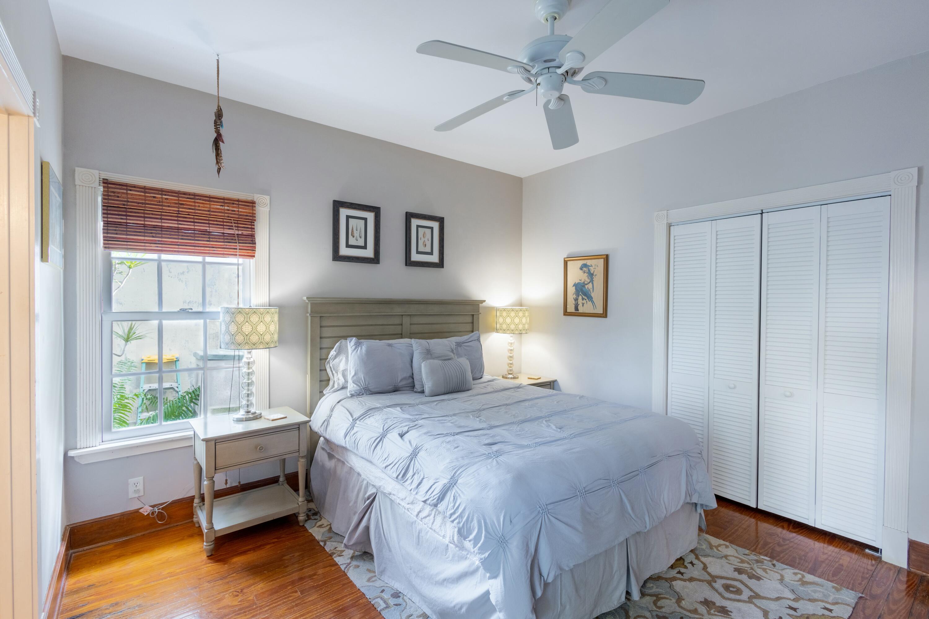 1033 Catherine Street Property Photo 14