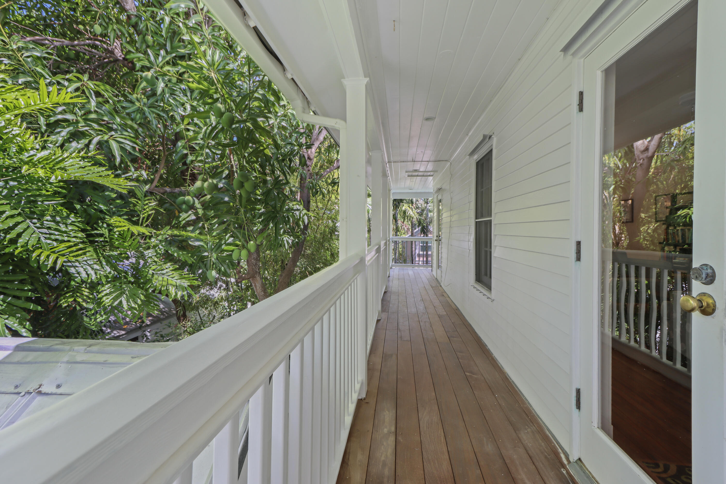 1033 Catherine Street Property Photo 31