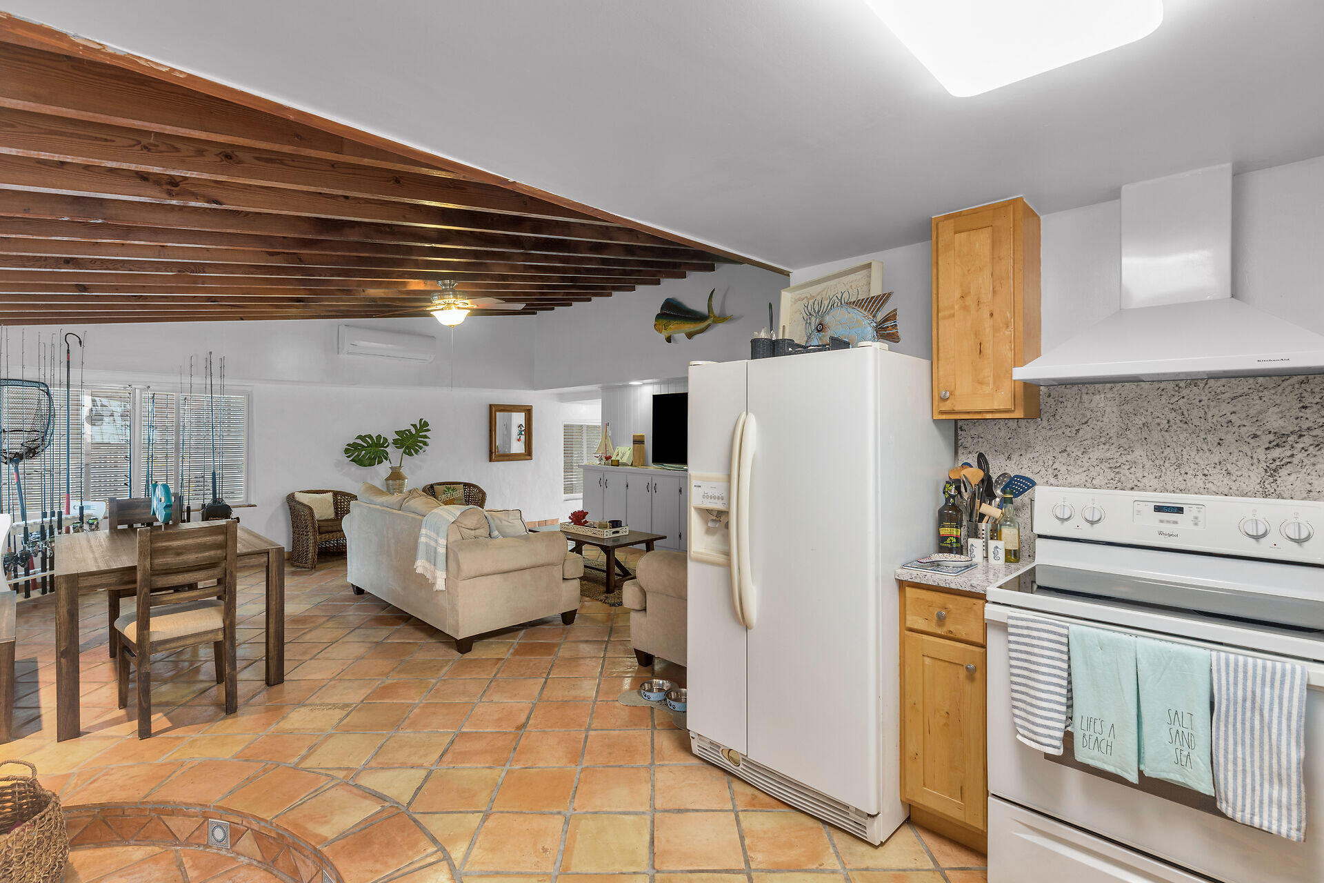 231 Anne Bonny Drive Property Photo 12