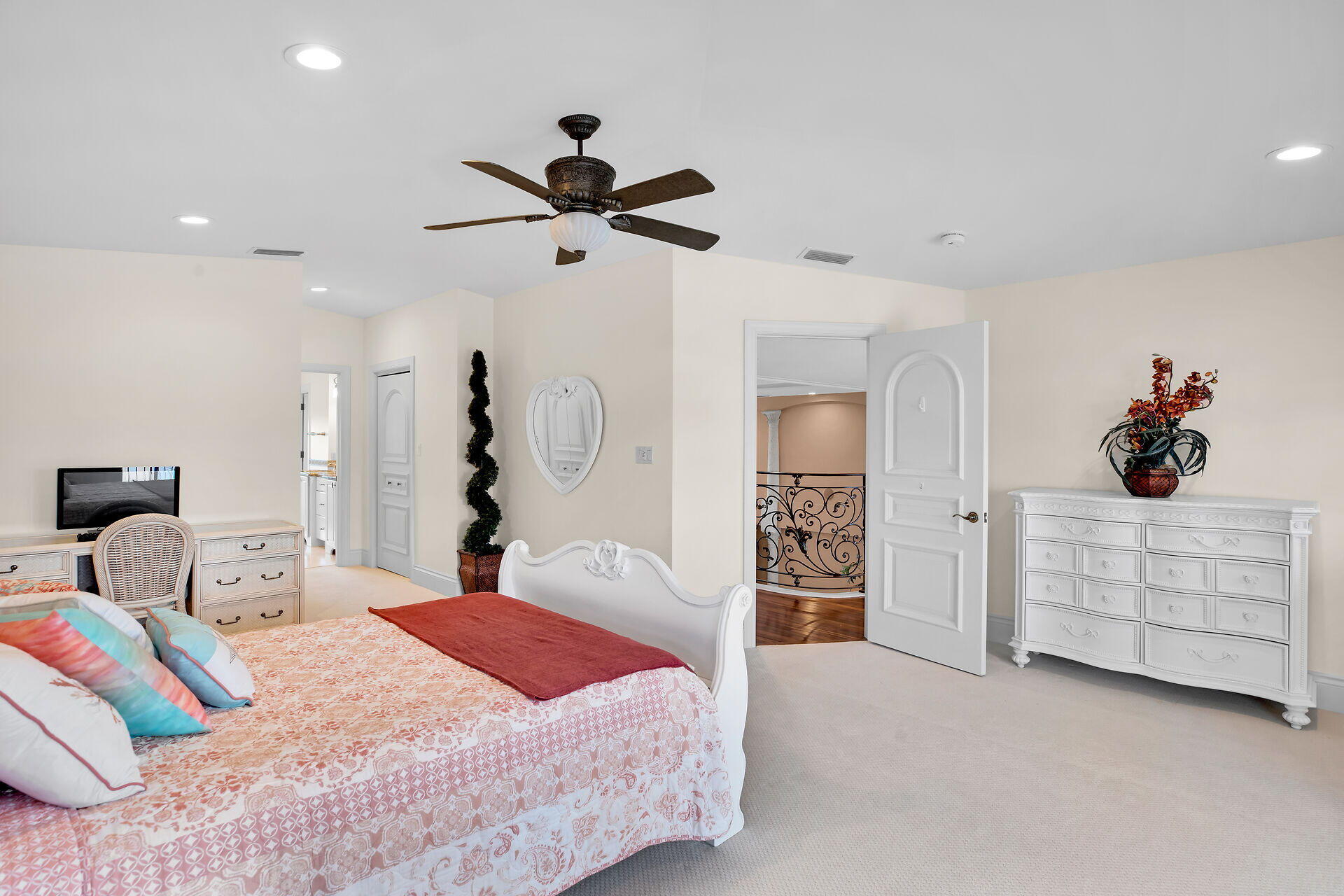 150 12th Street Property Photo 15