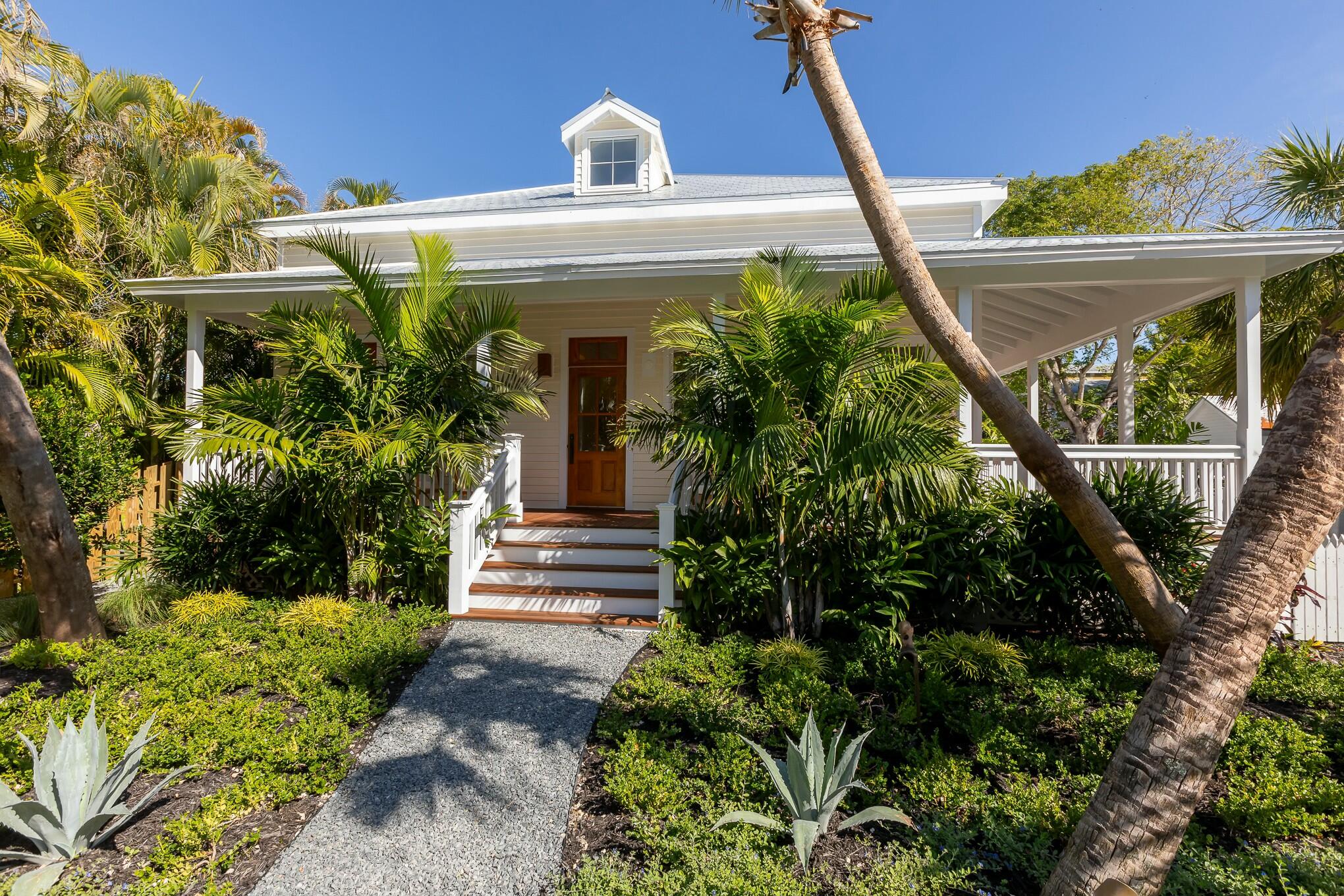 1311 Grinnell Street Property Photo 4