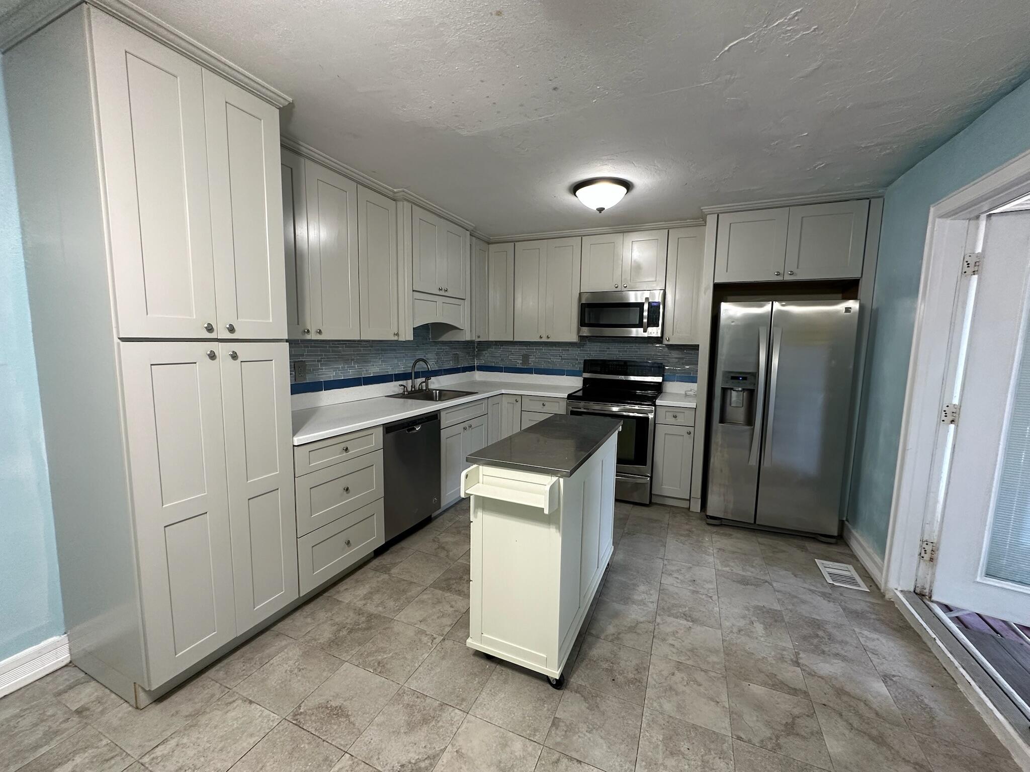 3210 Eagle Avenue Property Photo 7