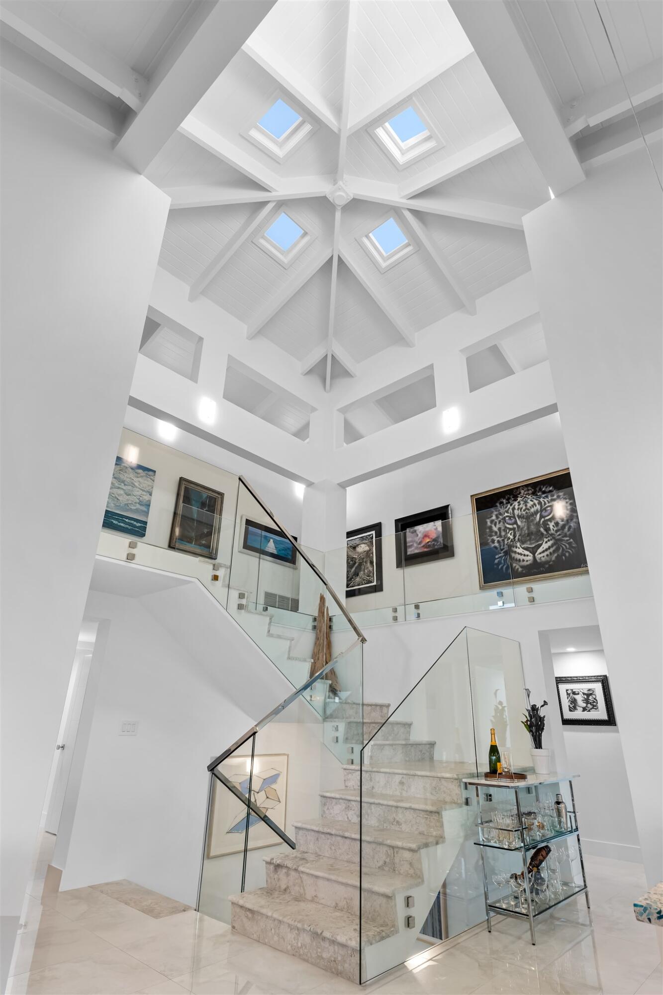 186 Bayview Drive Property Photo 4