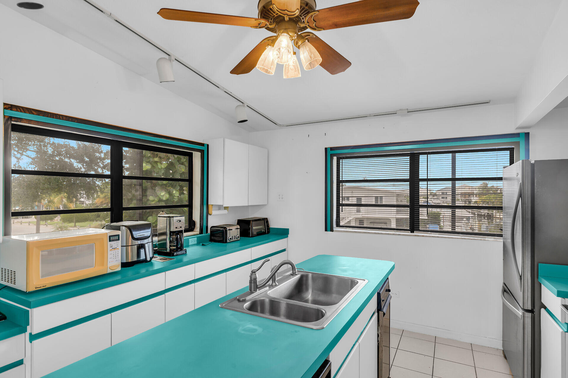 186 Biscayne Boulevard Property Photo 21