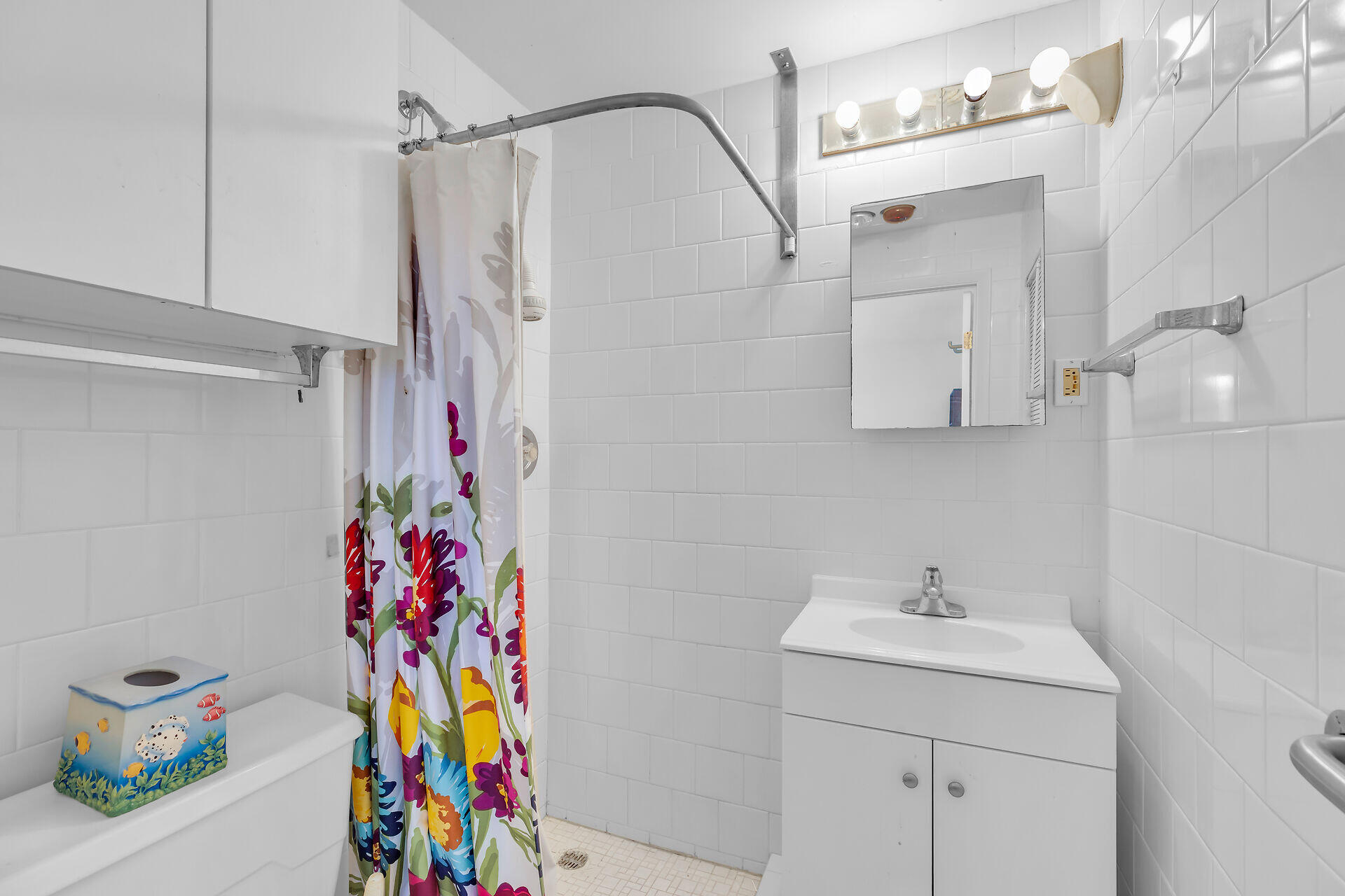 186 Biscayne Boulevard Property Photo 25