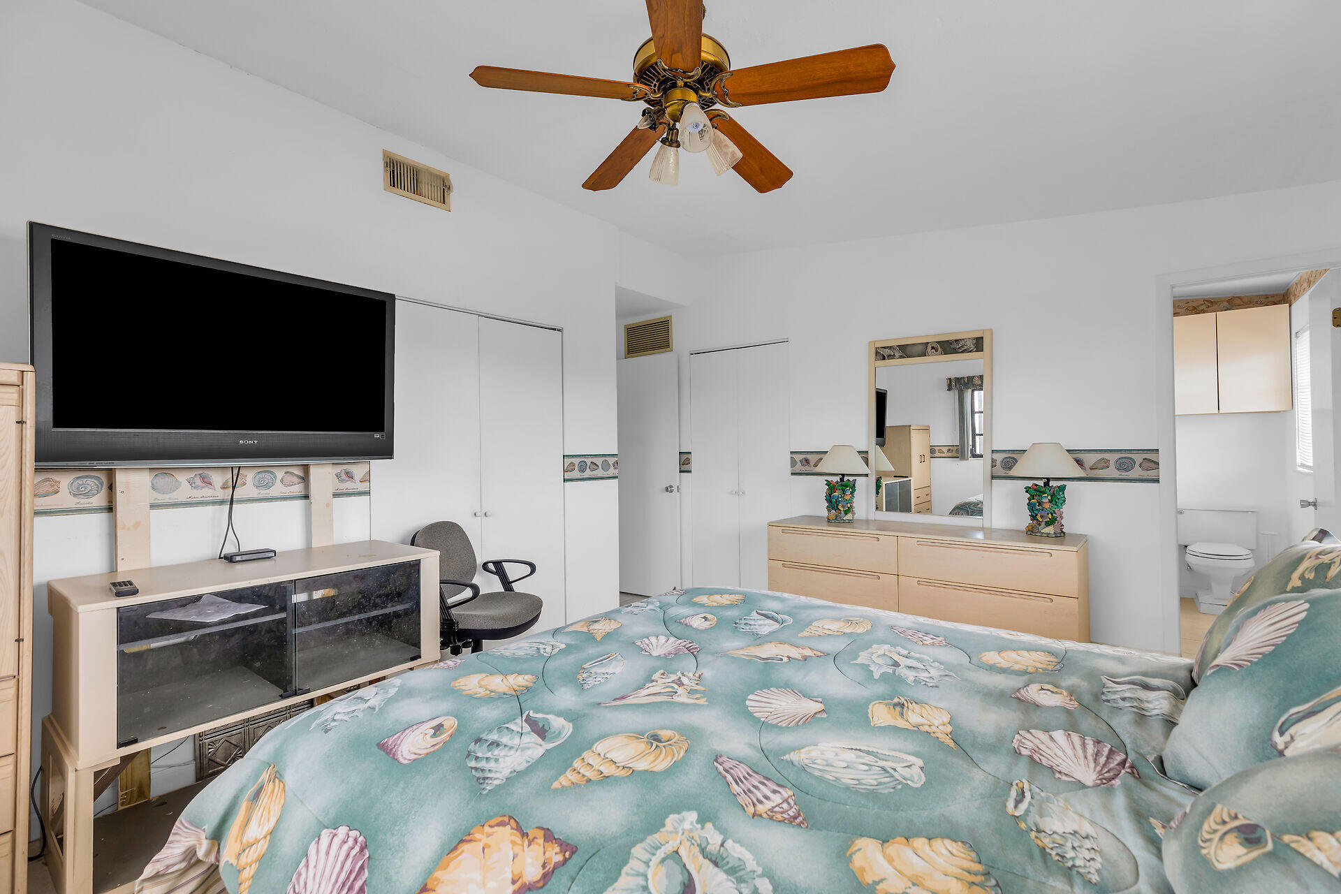 186 Biscayne Boulevard Property Photo 29
