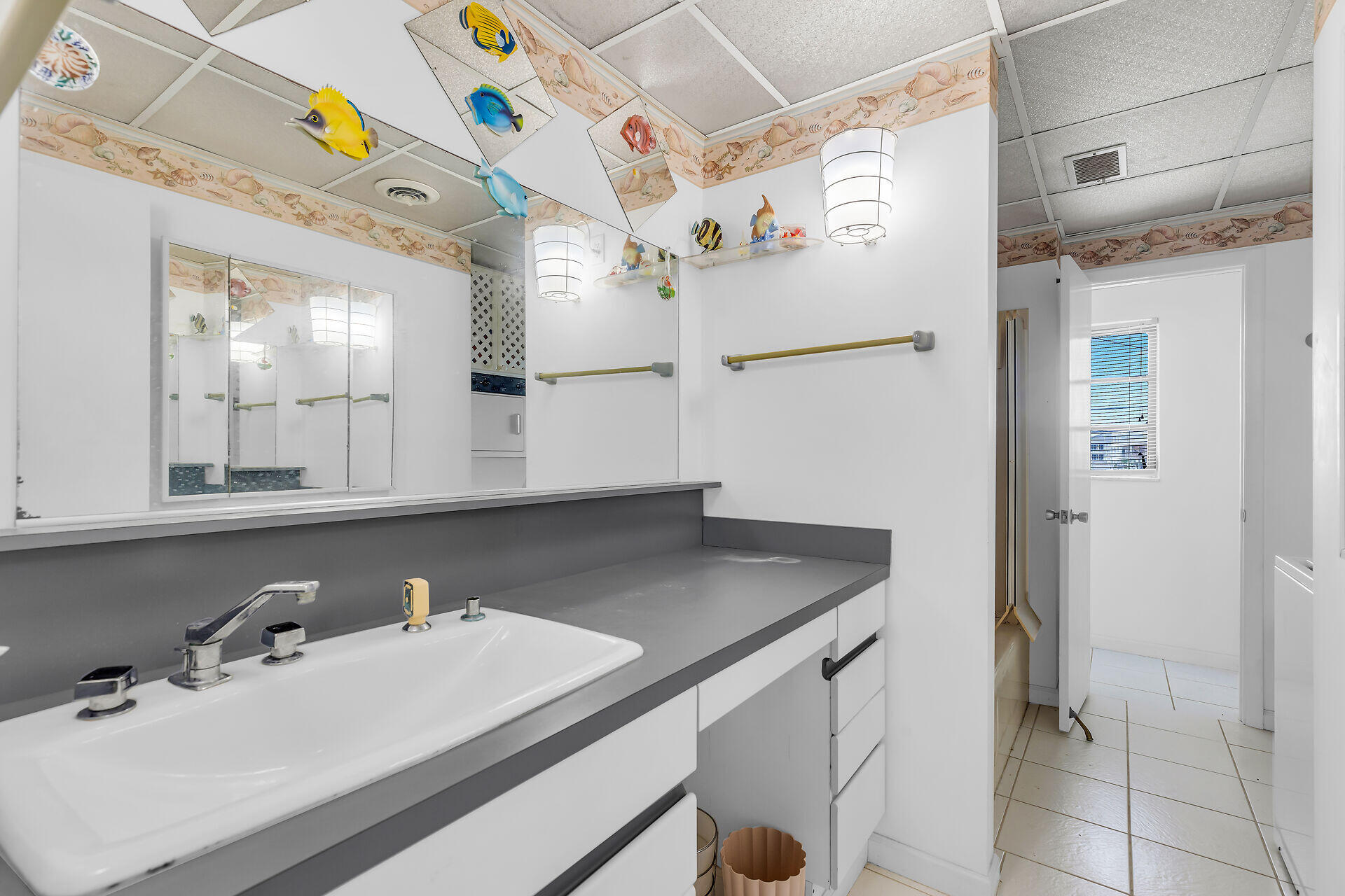 186 Biscayne Boulevard Property Photo 30