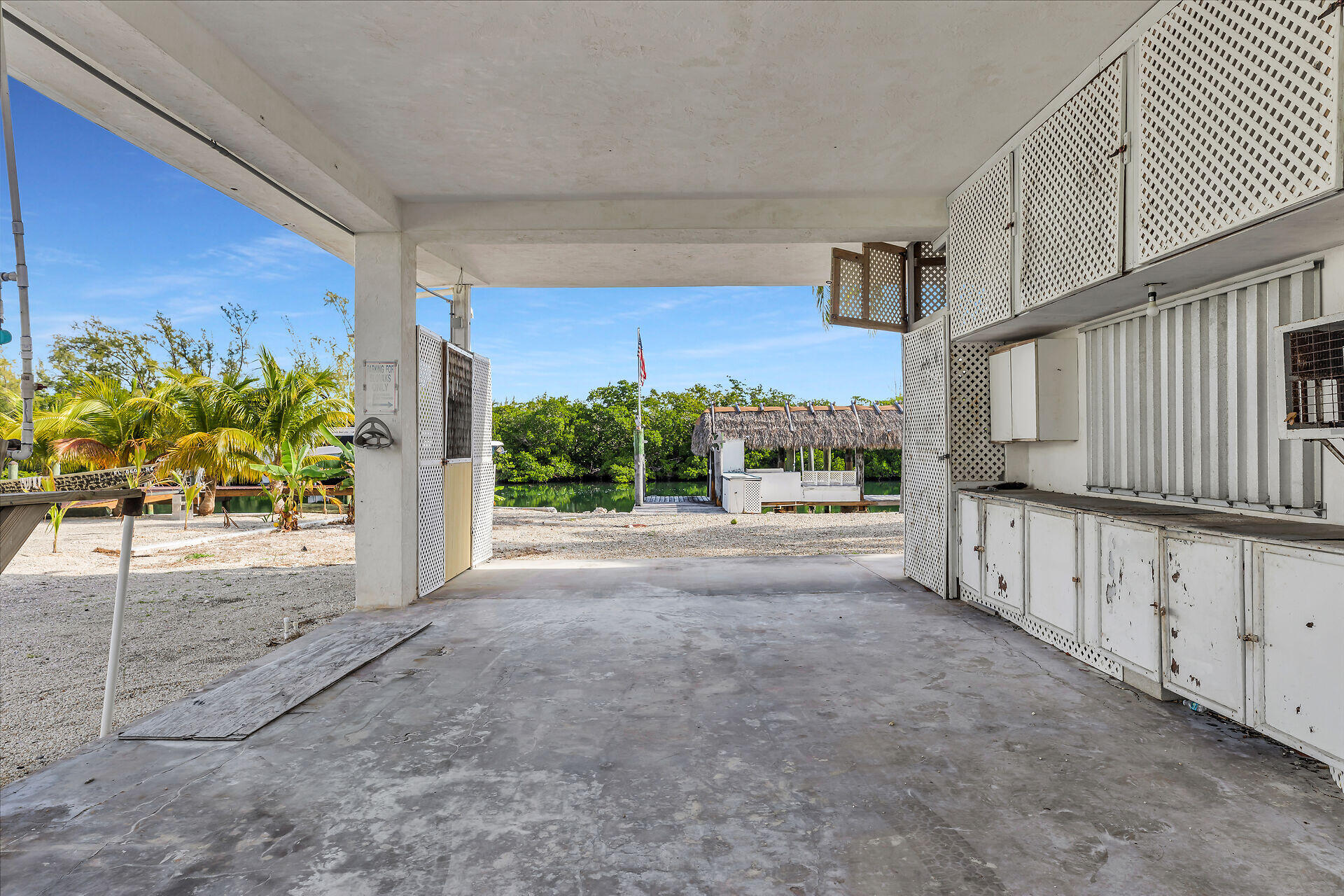 186 Biscayne Boulevard Property Photo 39