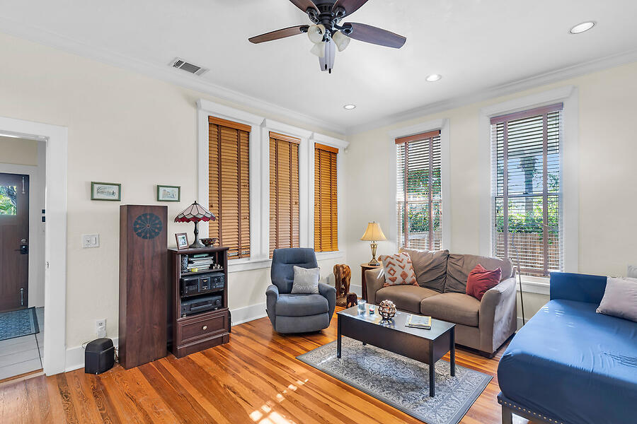 1211 Catherine Street Property Photo 7