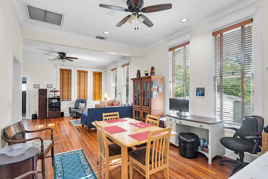 1211 Catherine Street Property Photo 10