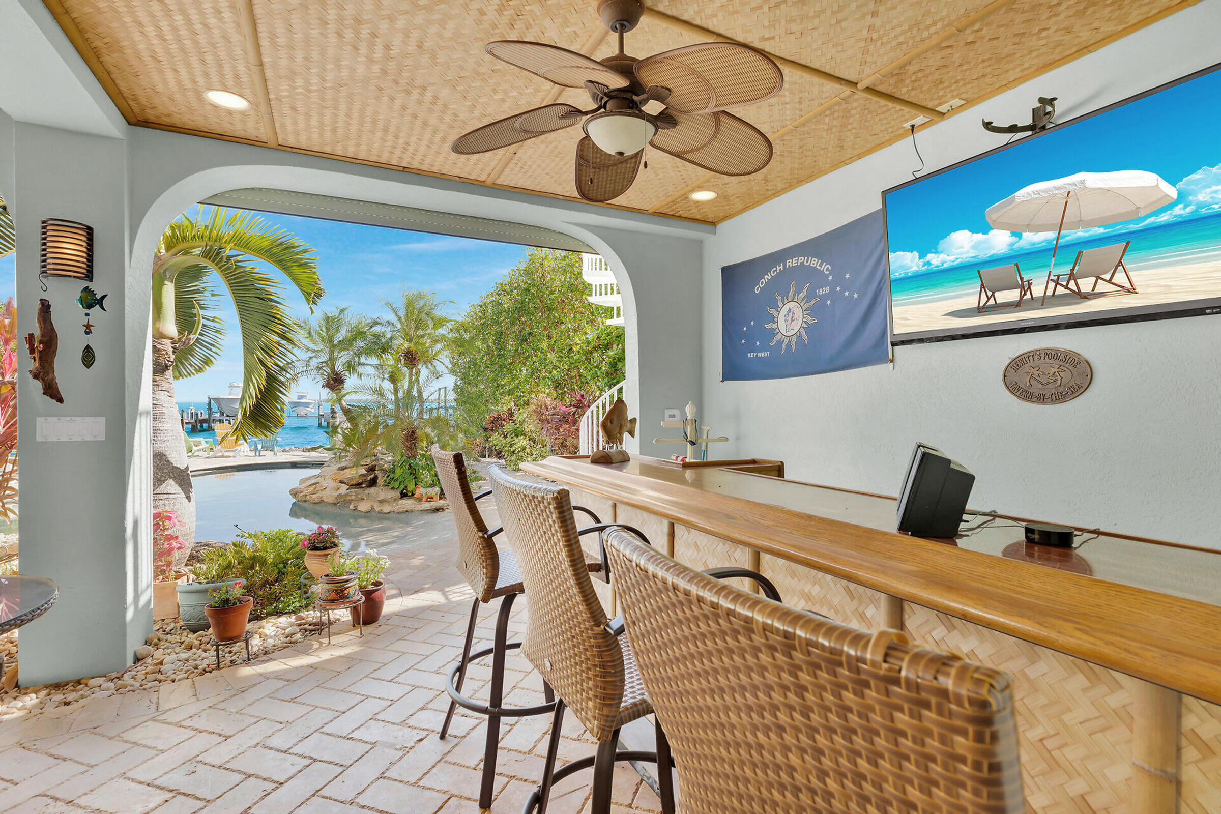 159 Atlantic Circle Drive Property Photo 6