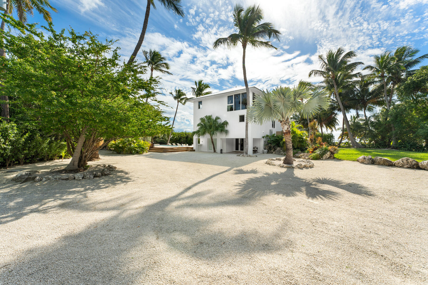 83407 Old Highway Property Photo 4