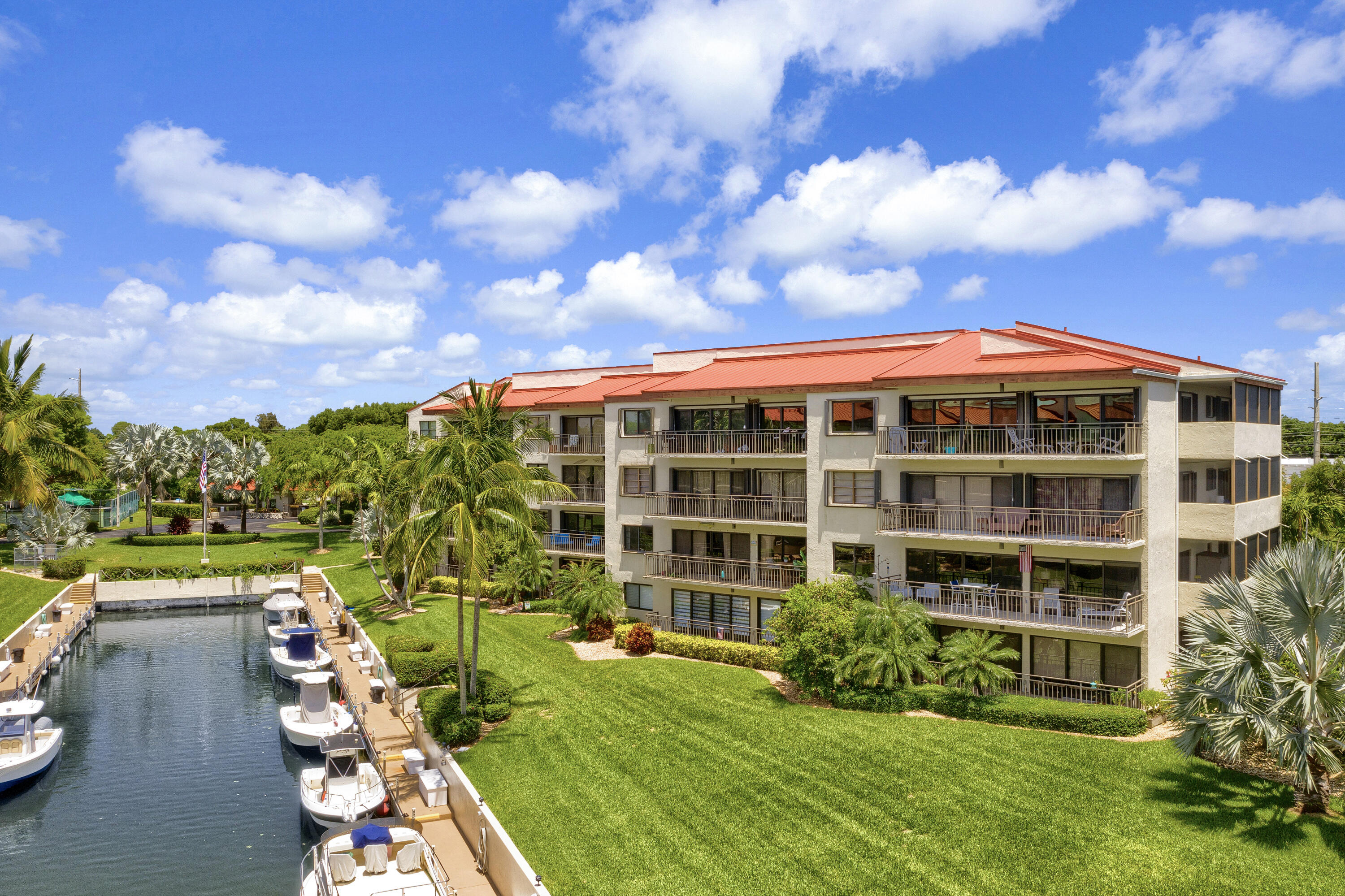 104500 Overseas Highway, B202 Property Photo 3