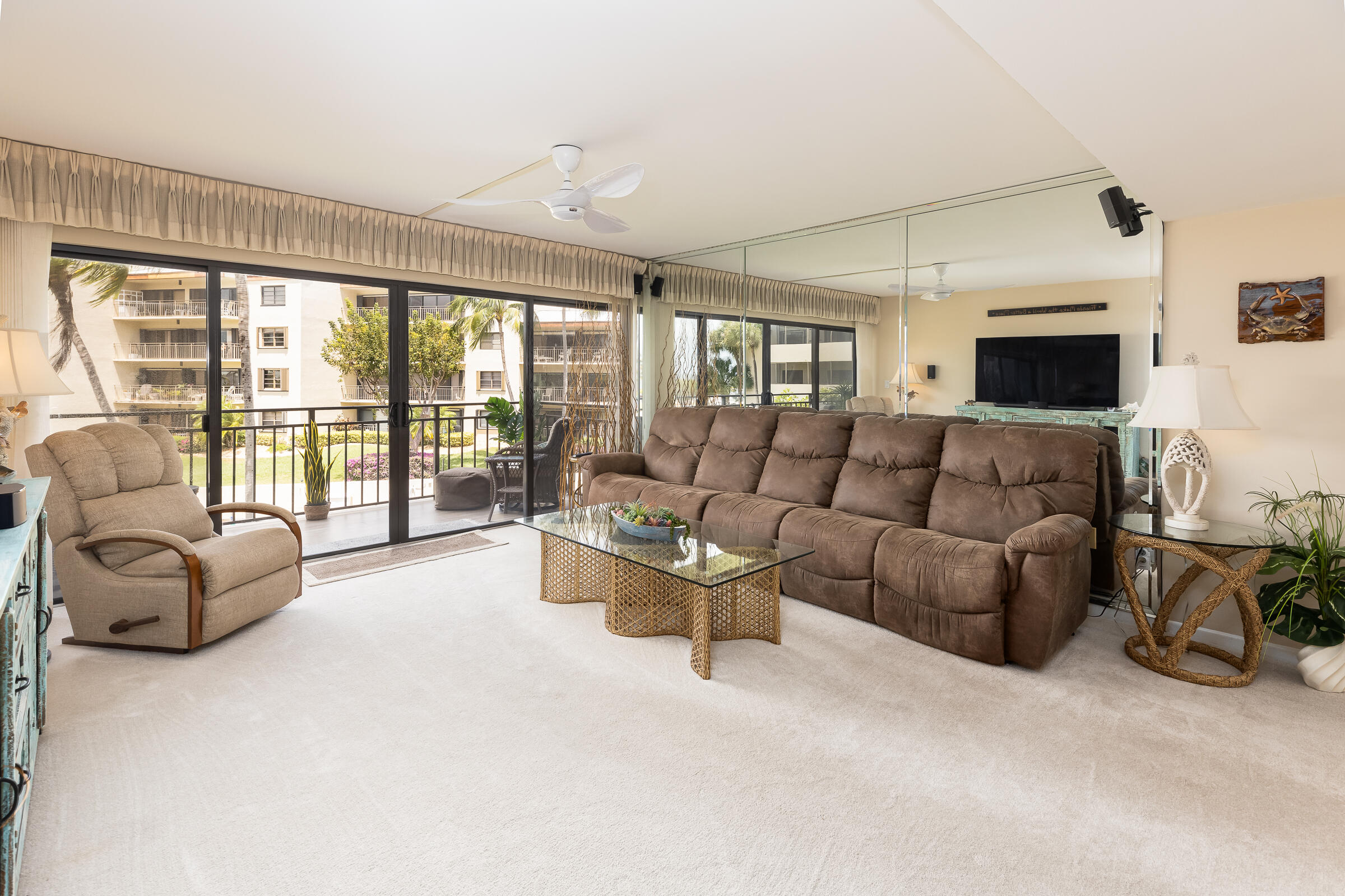 104500 Overseas Highway, B202 Property Photo 6