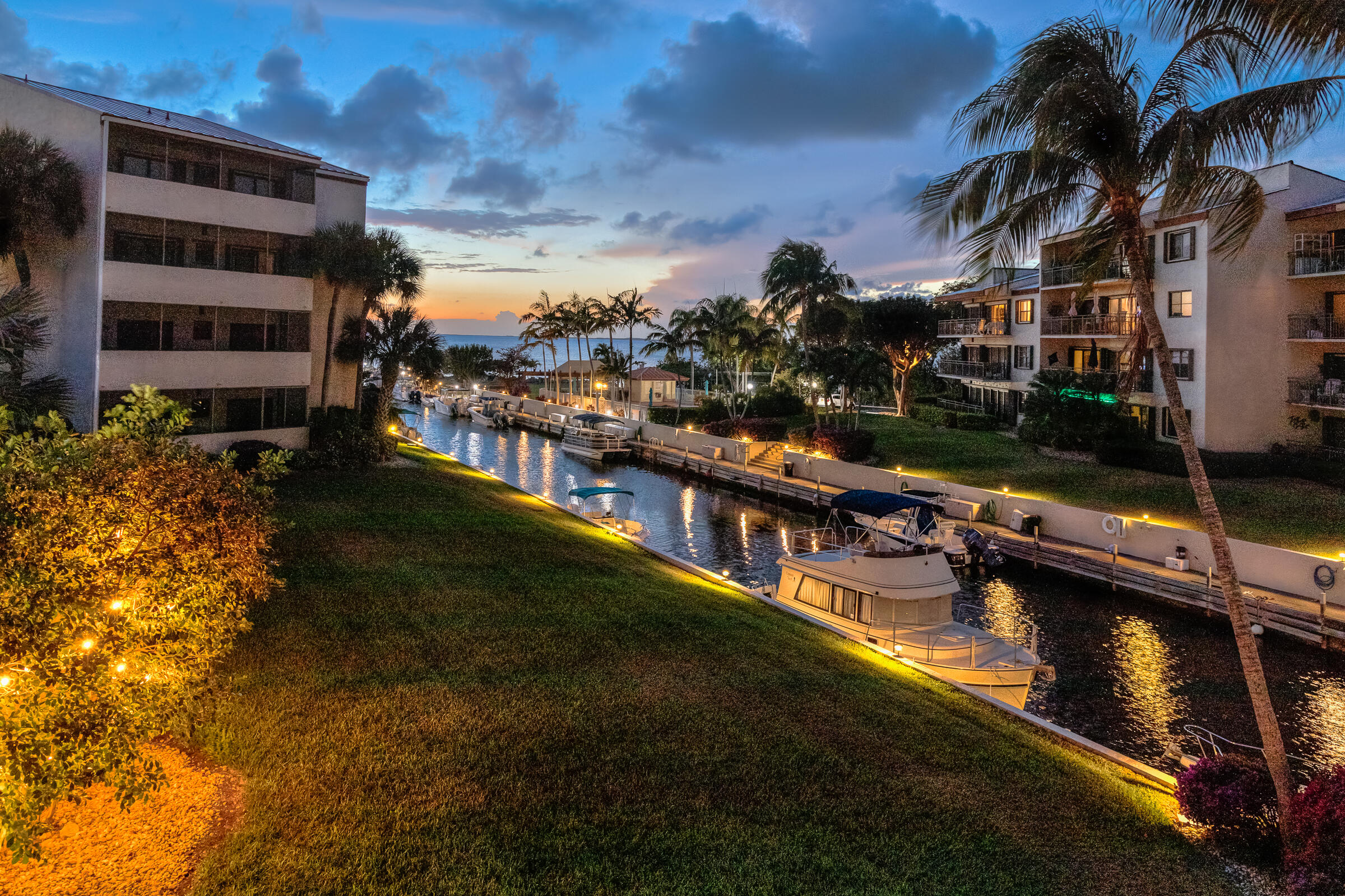 104500 Overseas Highway, B202 Property Photo 16