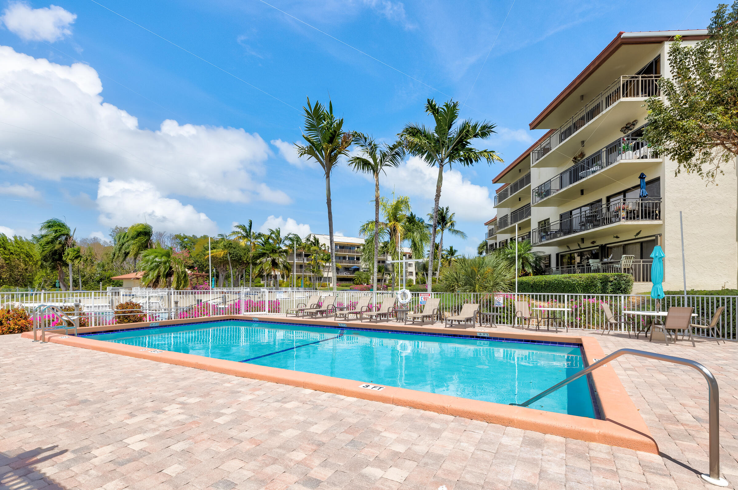 104500 Overseas Highway, B202 Property Photo 27