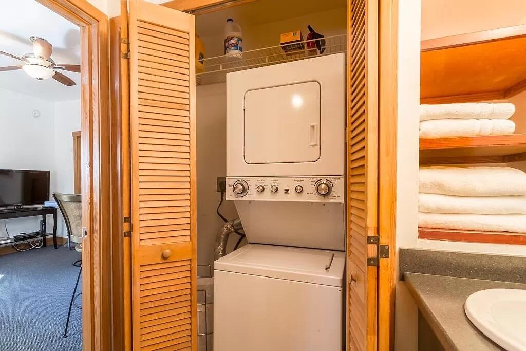 919 Thomas Street, A Property Photo 36