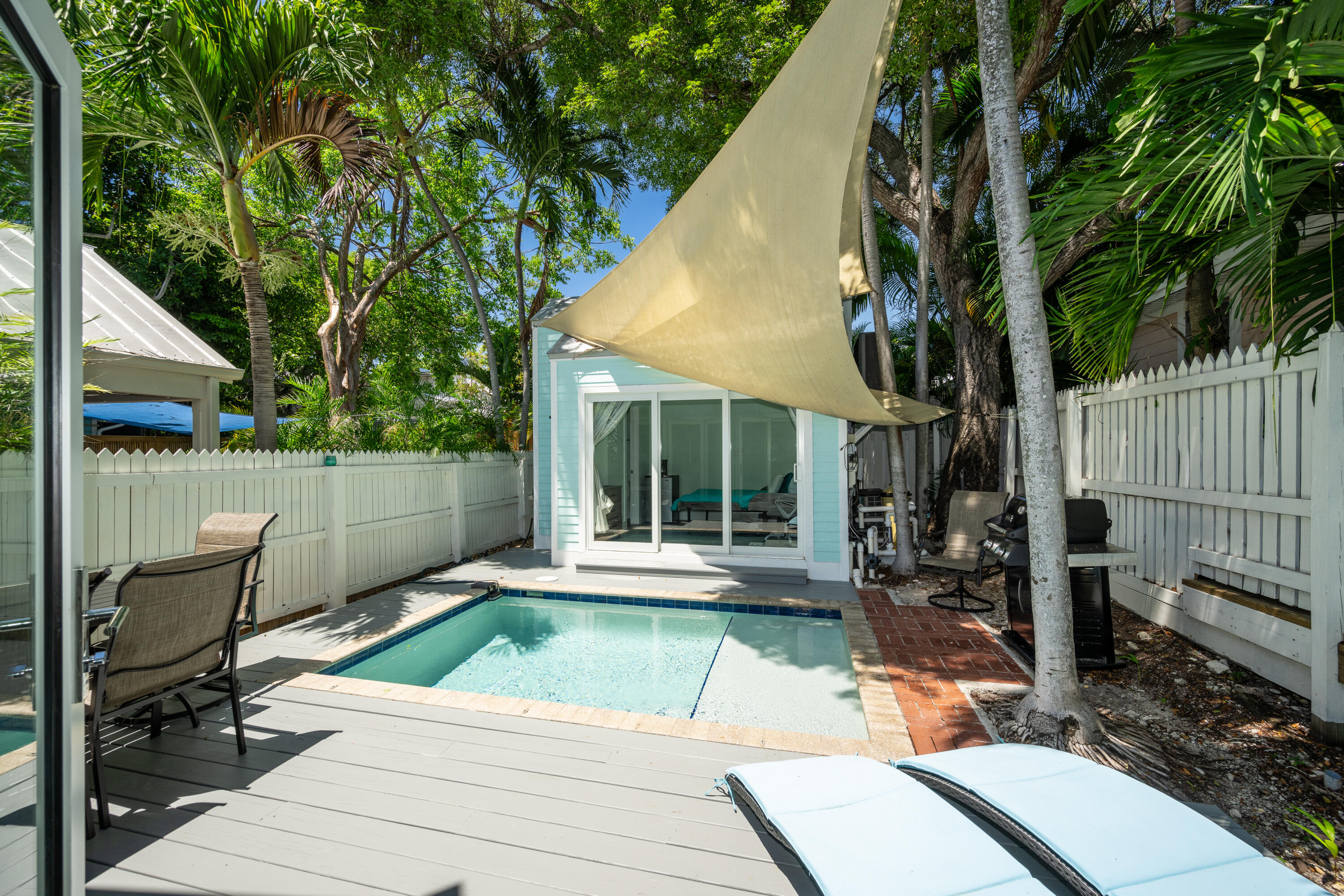 1215 Margaret Street Property Photo 37