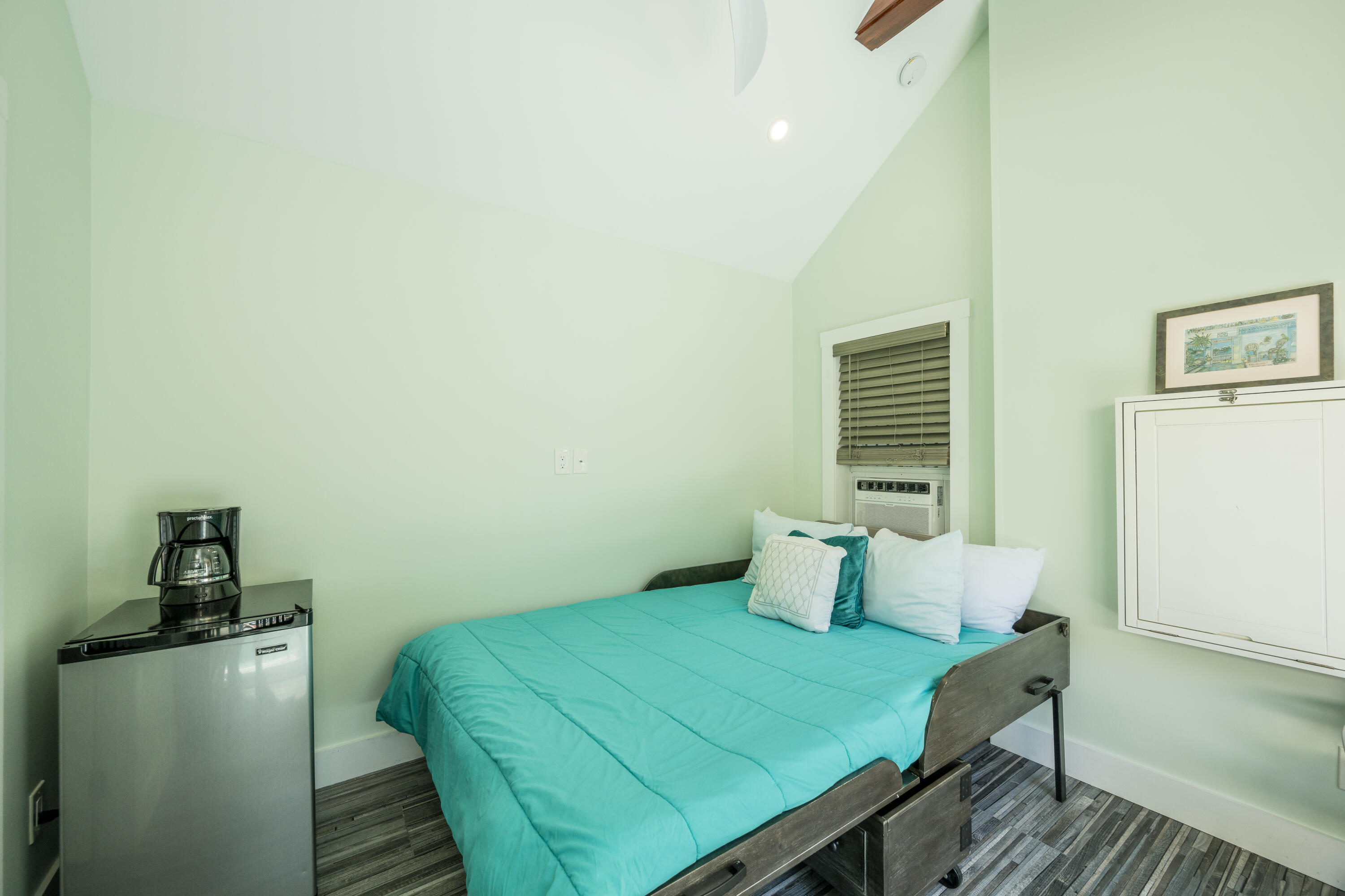 1215 Margaret Street Property Photo 45