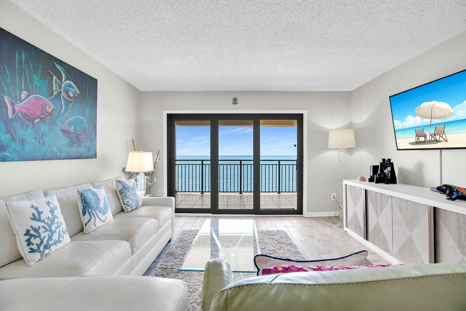 1001 W Ocean Drive, 1-305 Property Photo 1