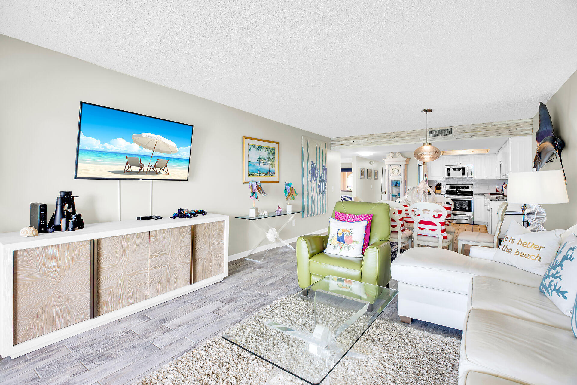 1001 W Ocean Drive, 1-305 Property Photo 19