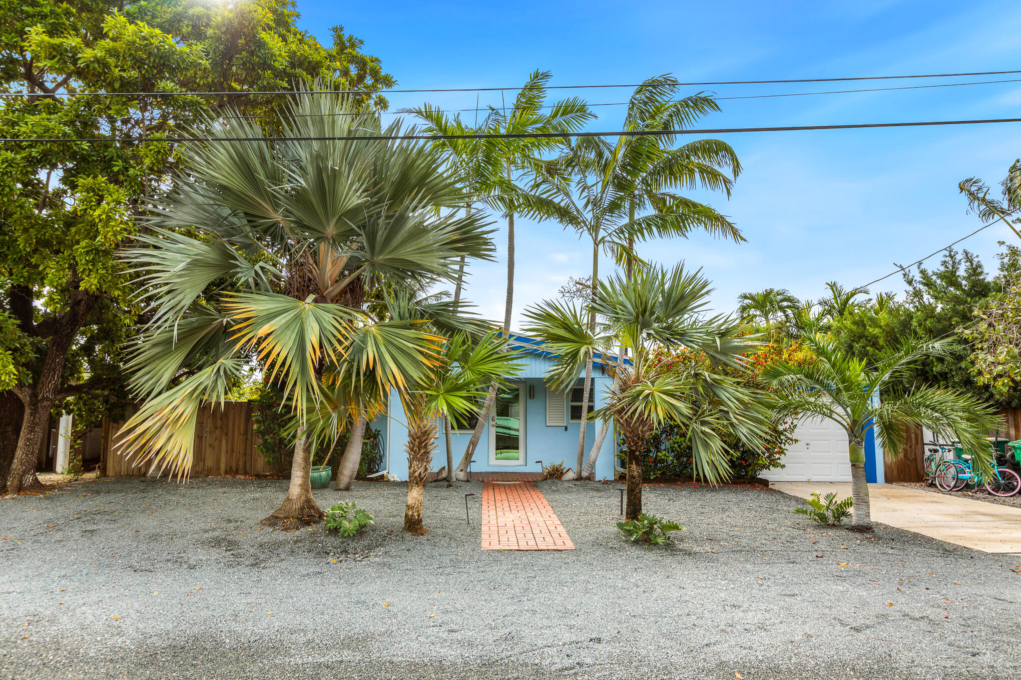 2418 Linda Avenue Property Photo 1