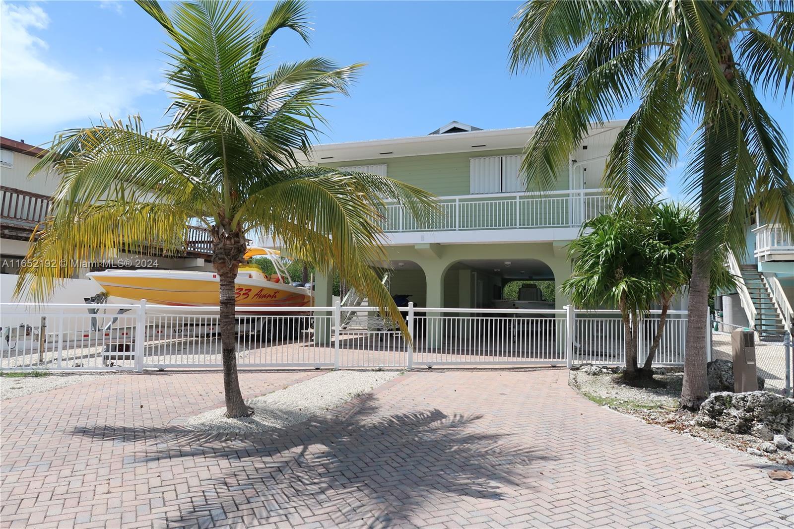 213 Aberdeen Court Property Photo 1