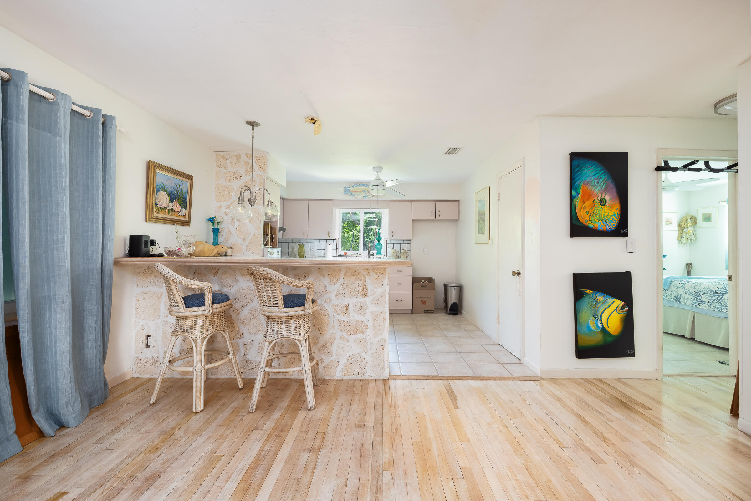 132 E Shore Drive Property Photo 8