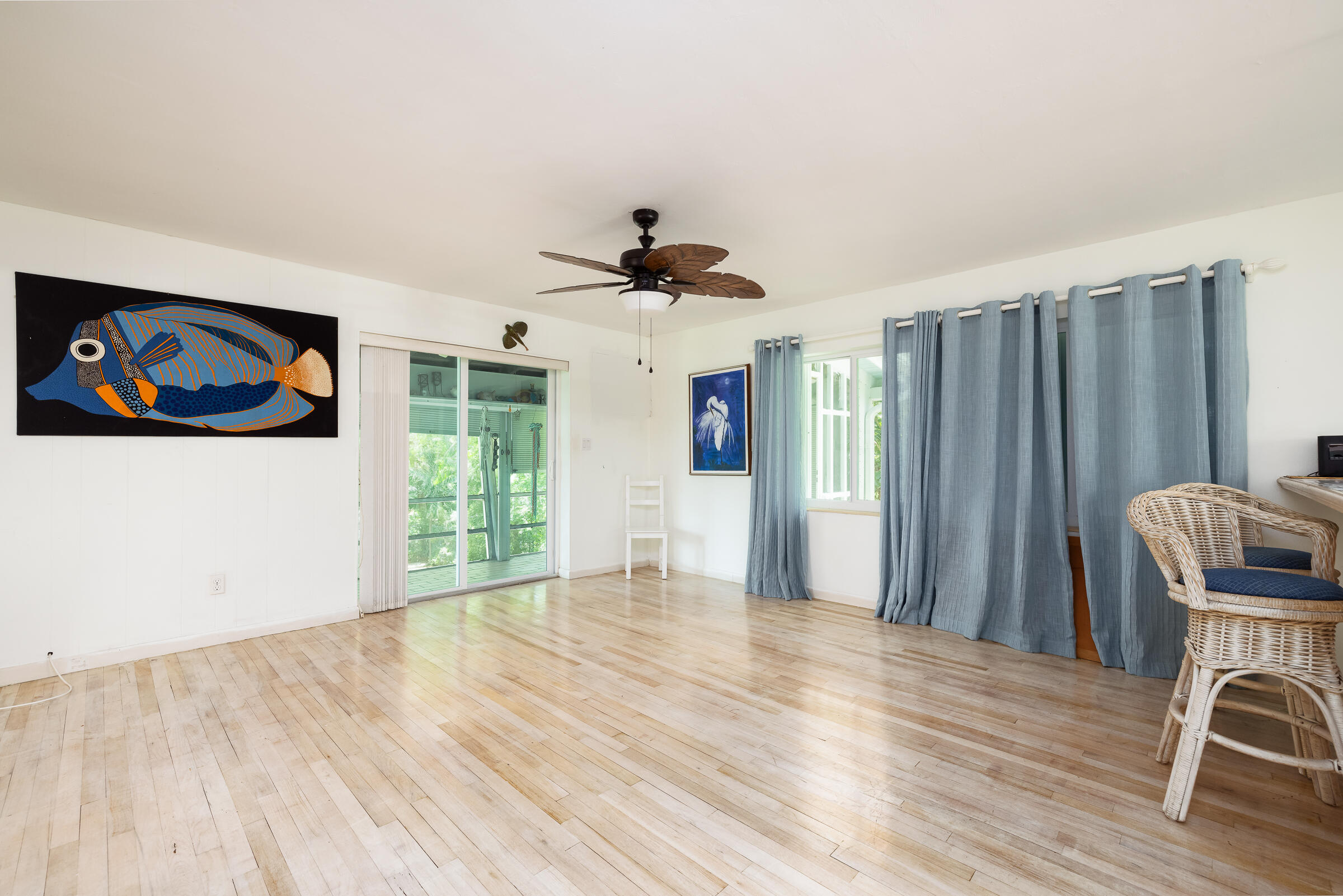 132 E Shore Drive Property Photo 10