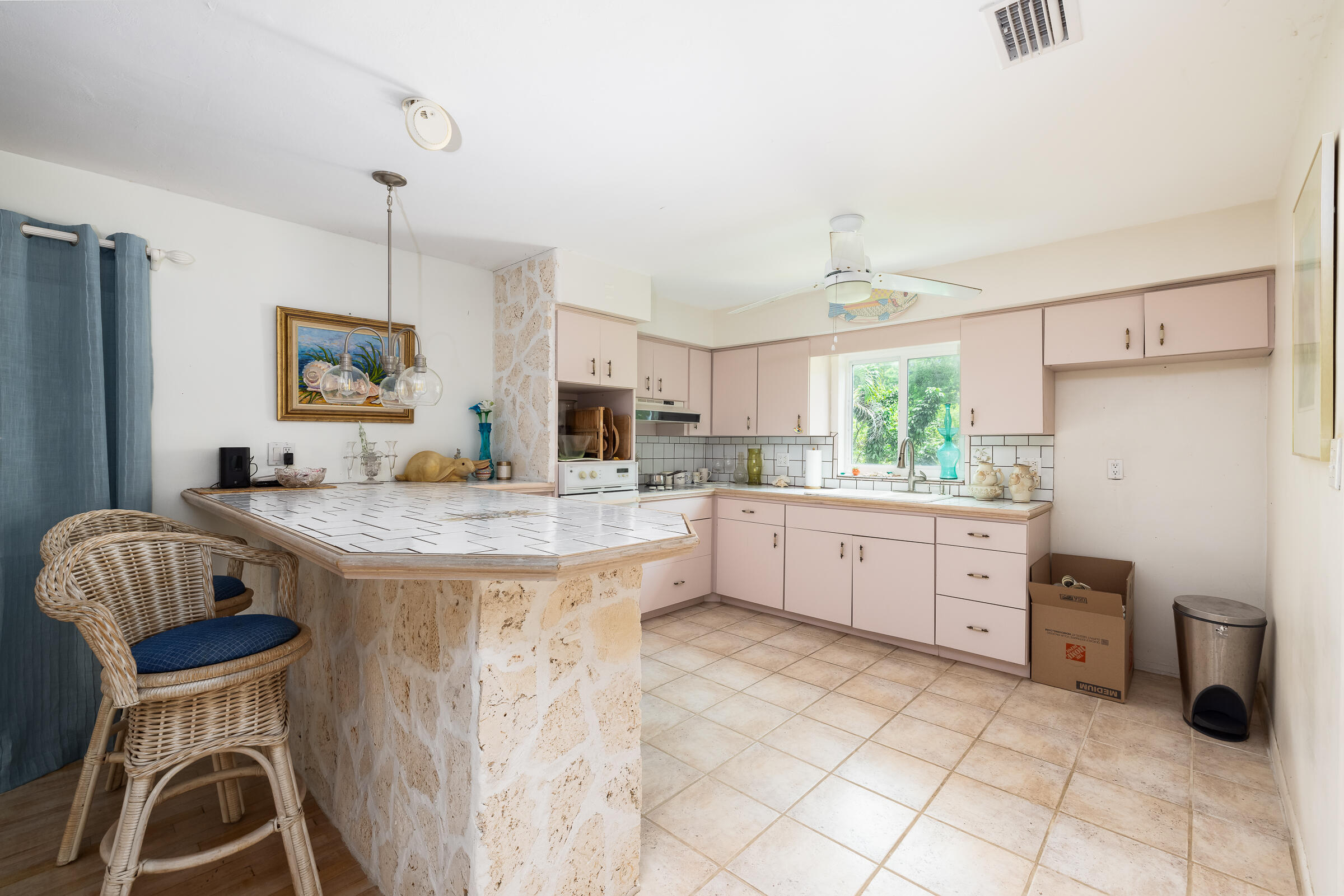 132 E Shore Drive Property Photo 11