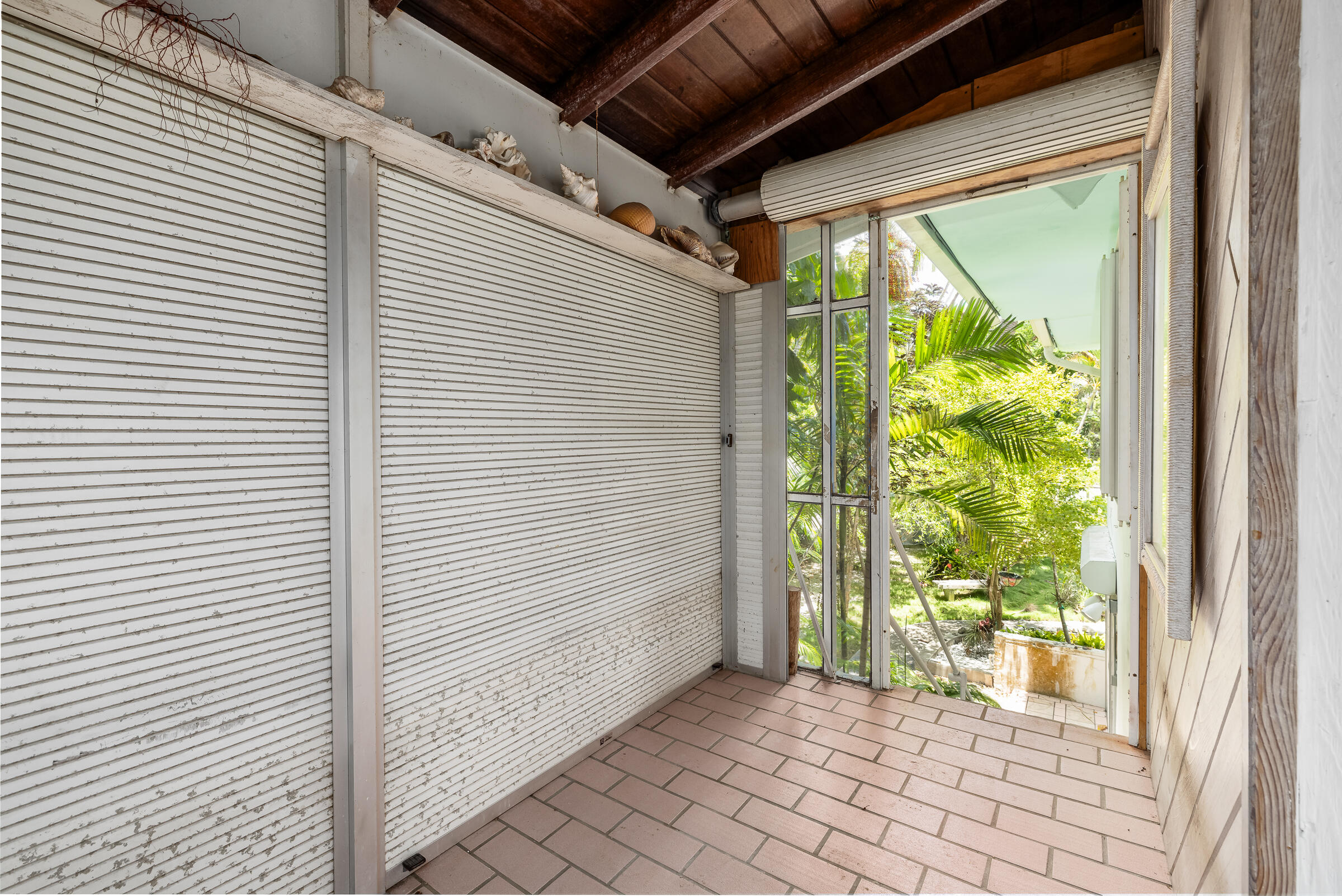 132 E Shore Drive Property Photo 21