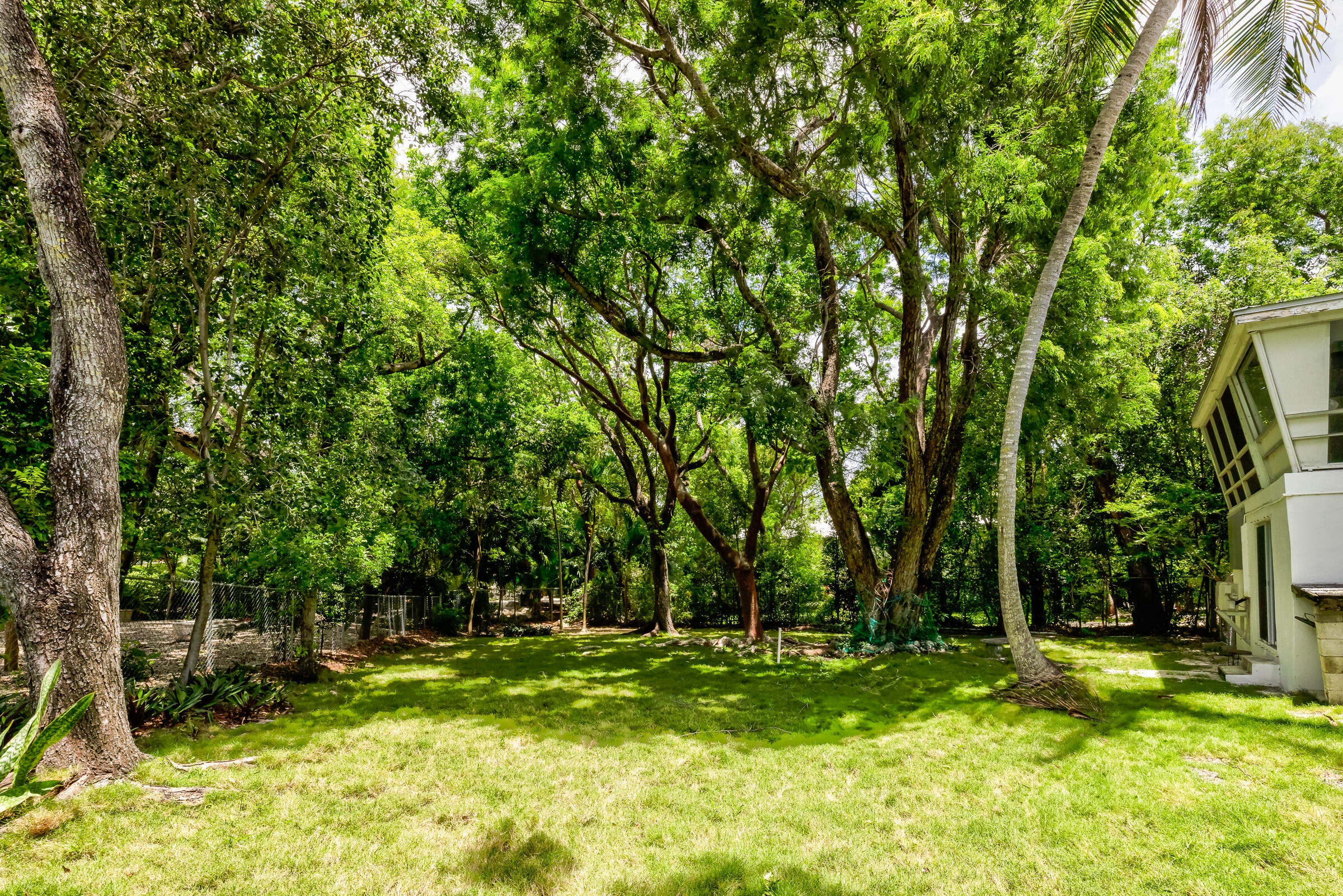 132 E Shore Drive Property Photo 40