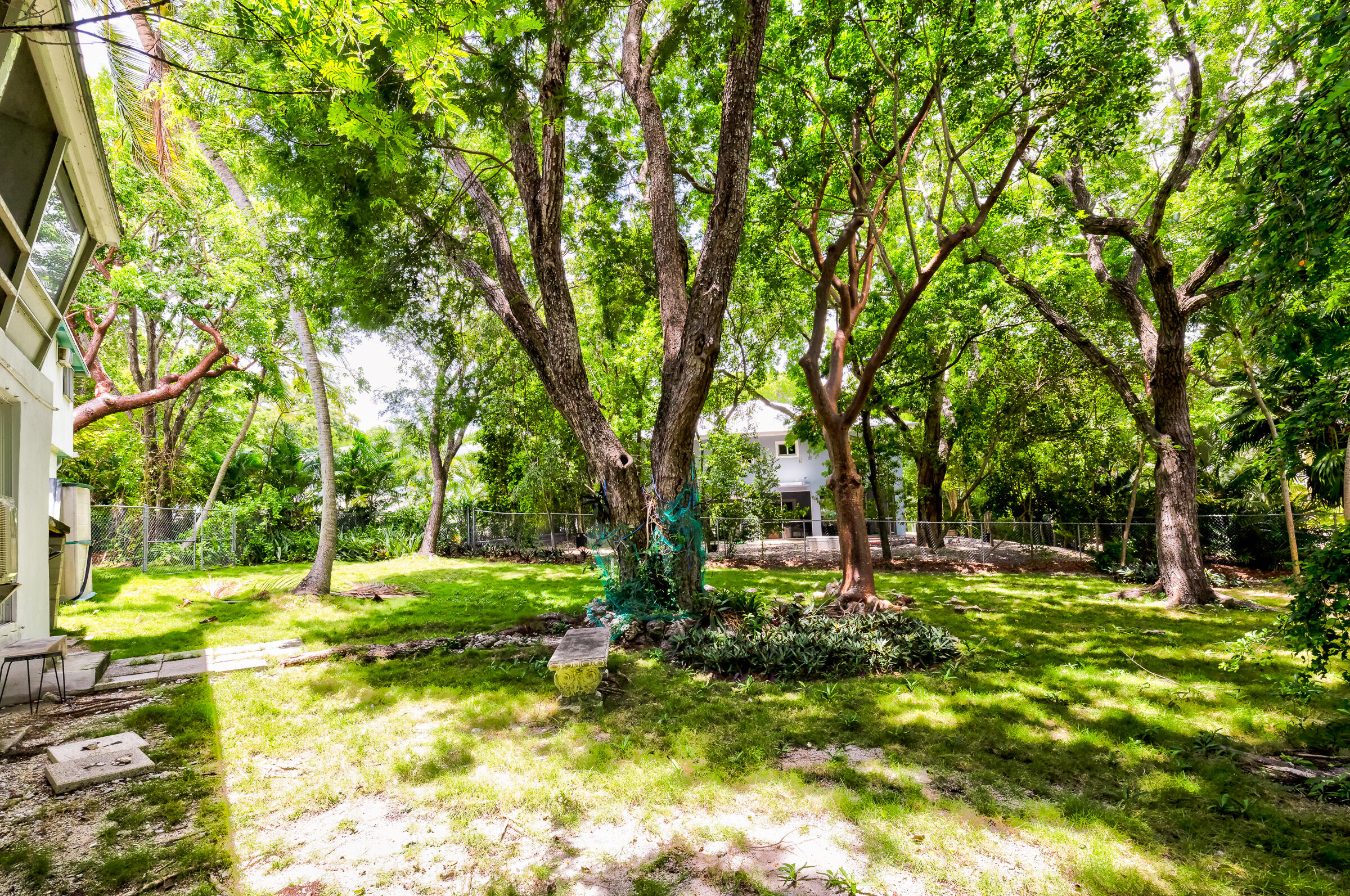 132 E Shore Drive Property Photo 44