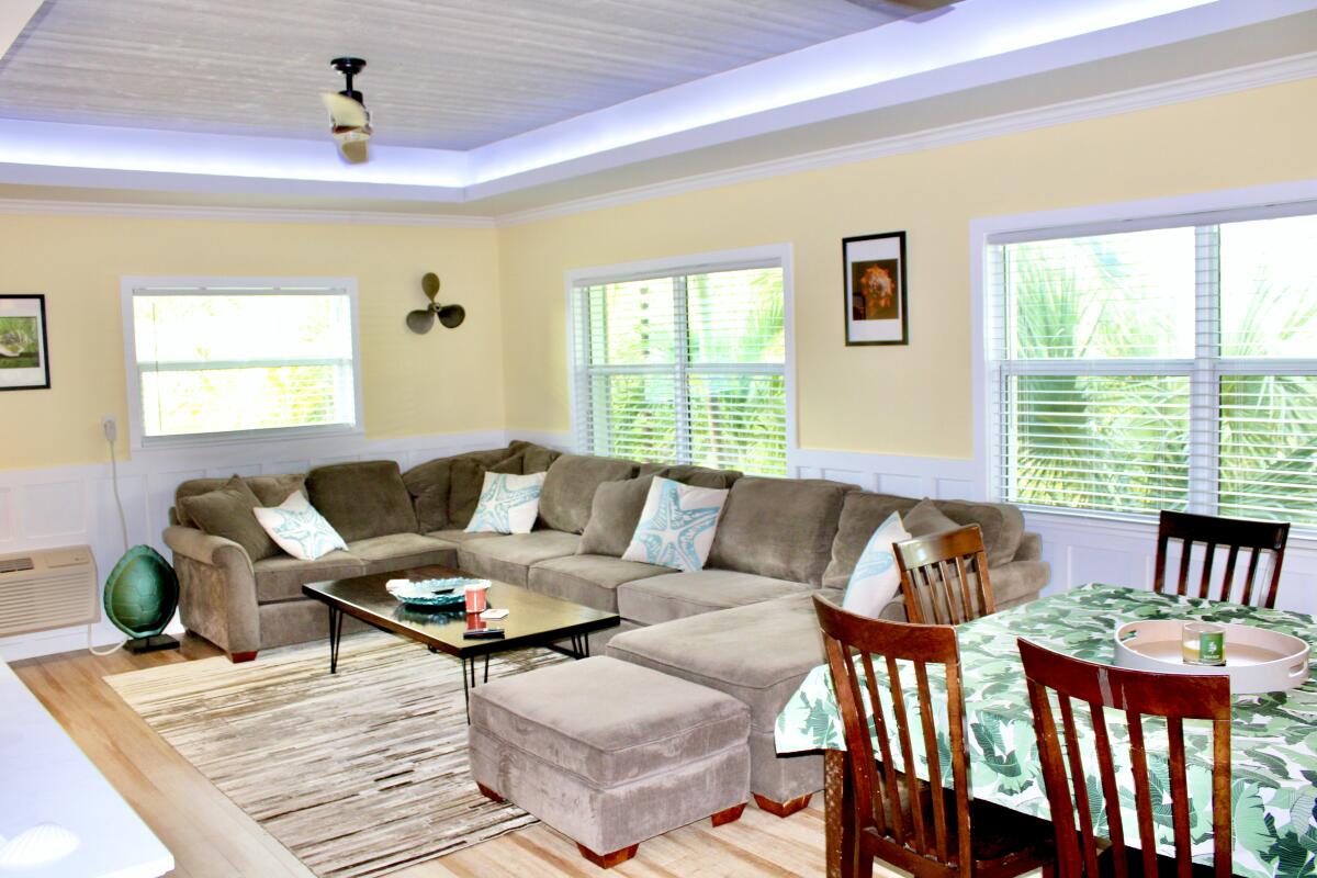 29176 Violet Drive Property Photo 8