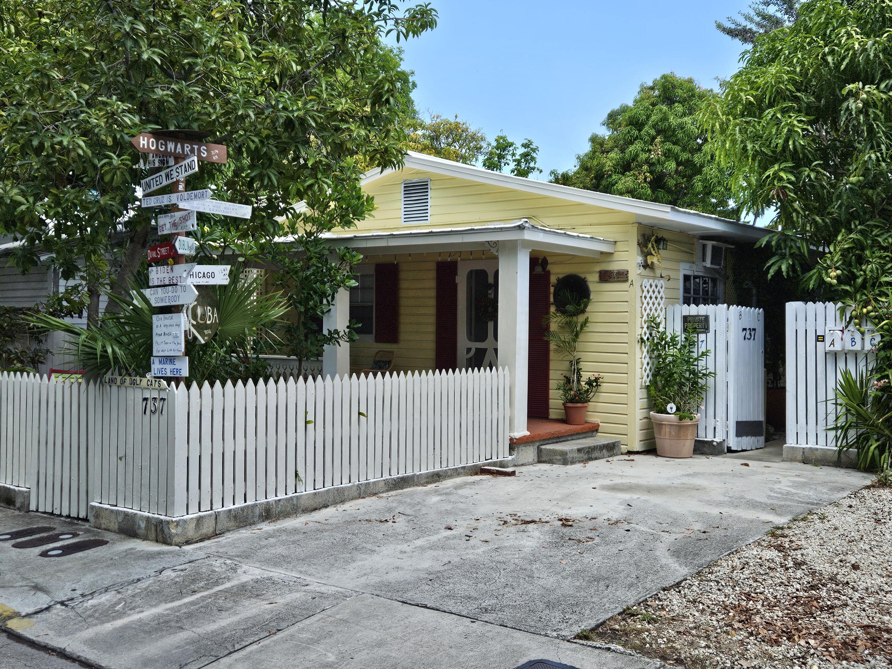 737 Olivia Street Property Photo 1