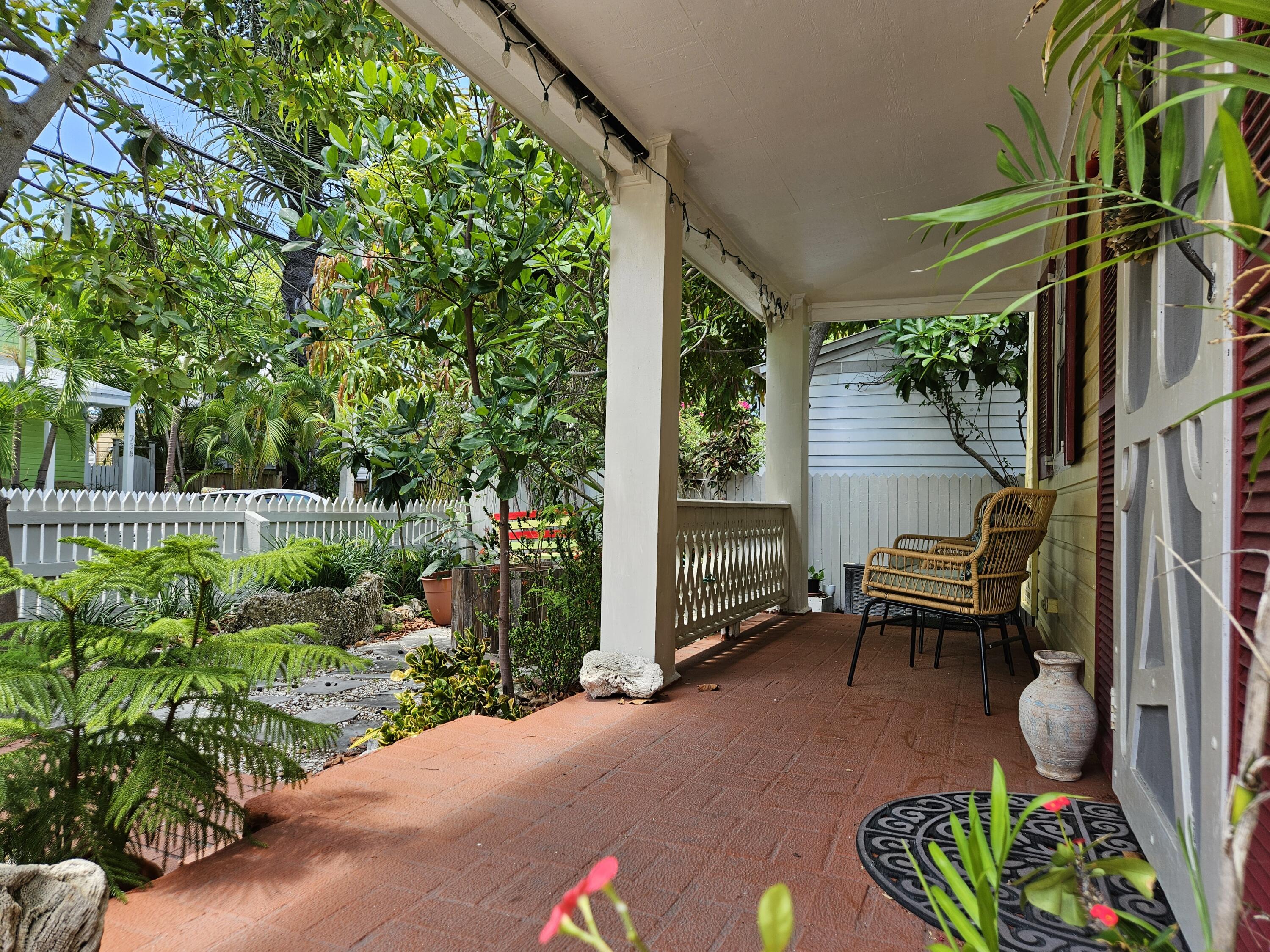 737 Olivia Street Property Photo 7