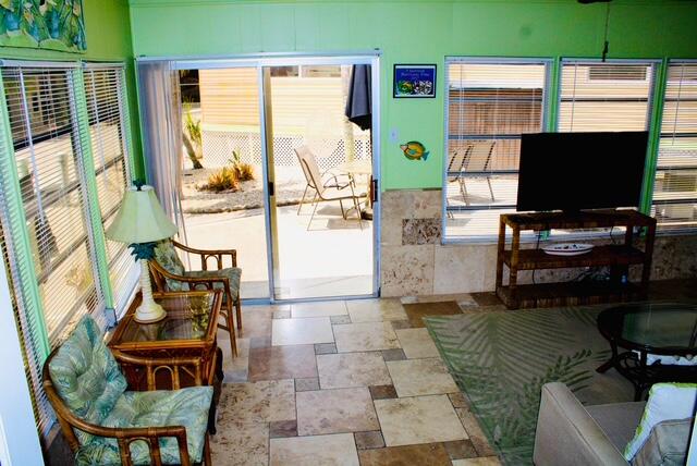 701 Spanish Main Drive, 62 Property Photo 5