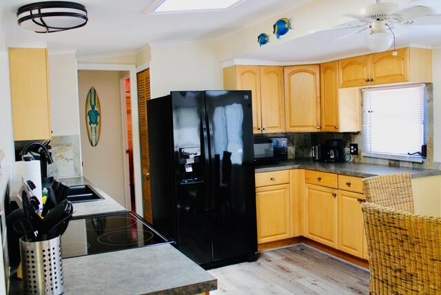 701 Spanish Main Drive, 62 Property Photo 7