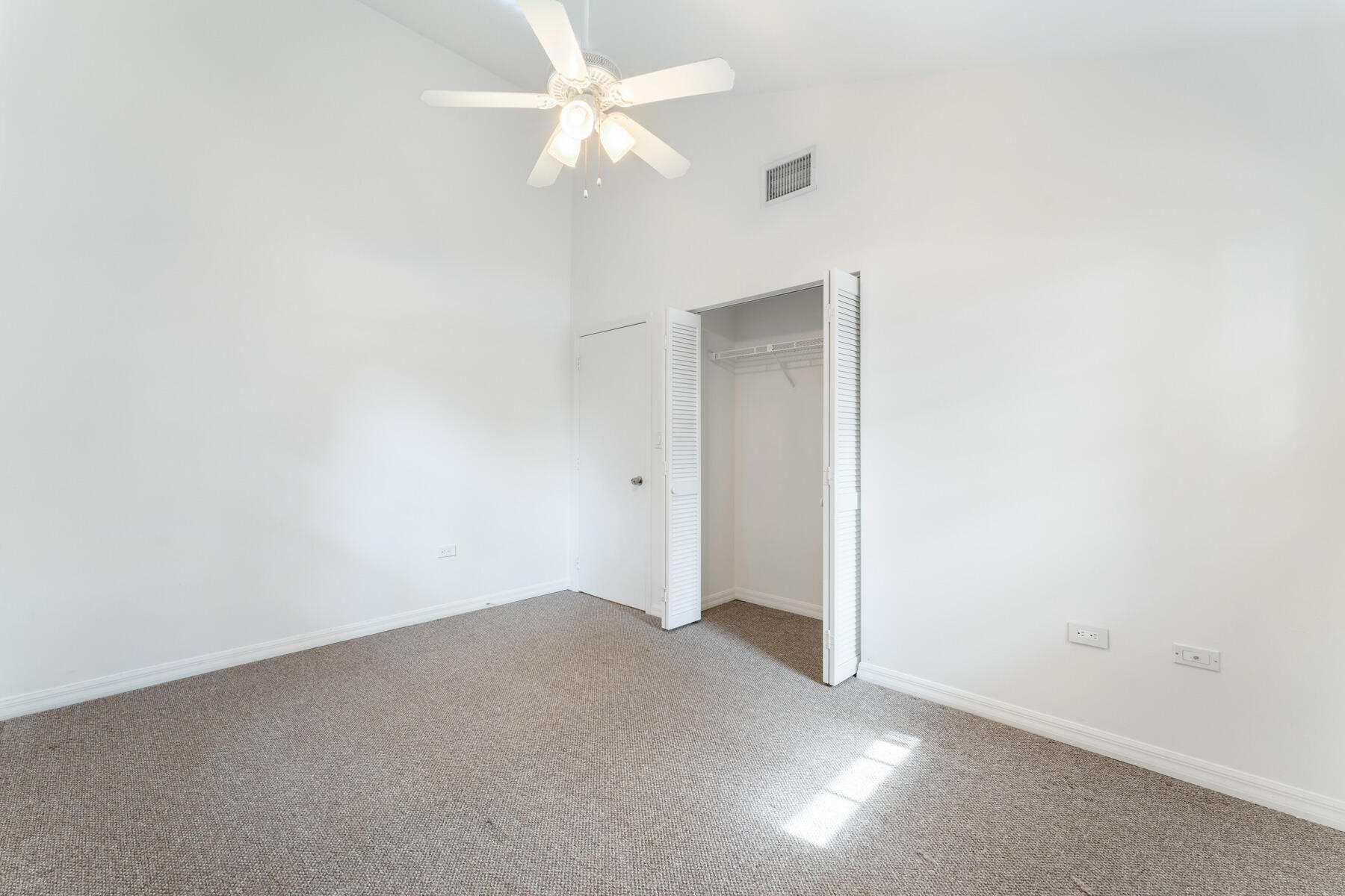 273 Hibiscus Street Property Photo 26