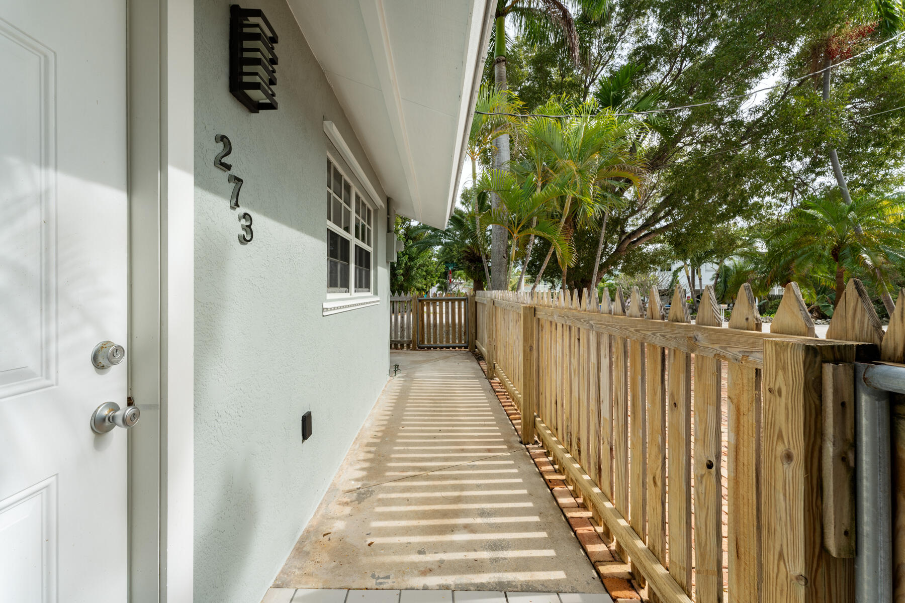 273 Hibiscus Street Property Photo 29