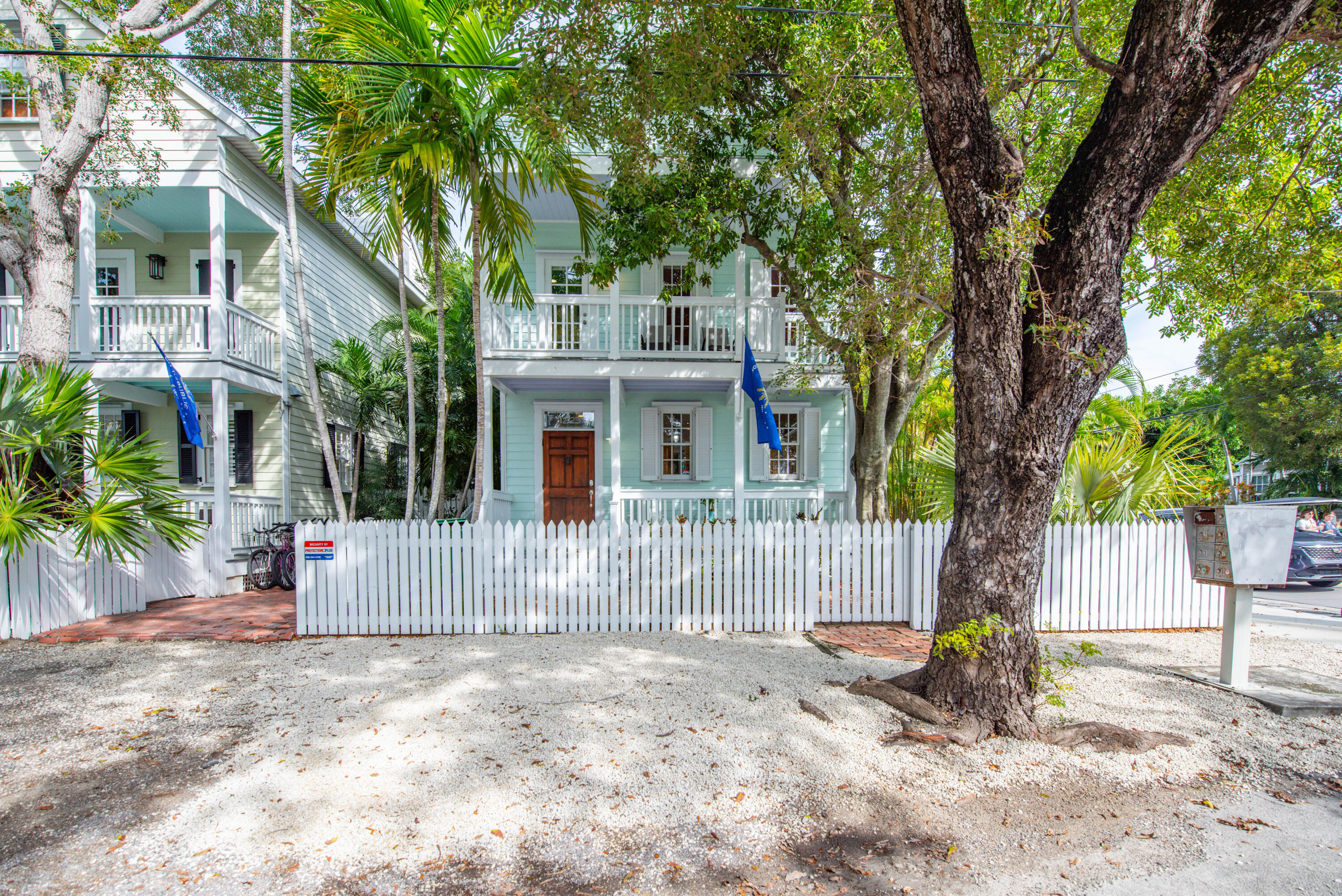 1223 Margaret Street Property Photo 1