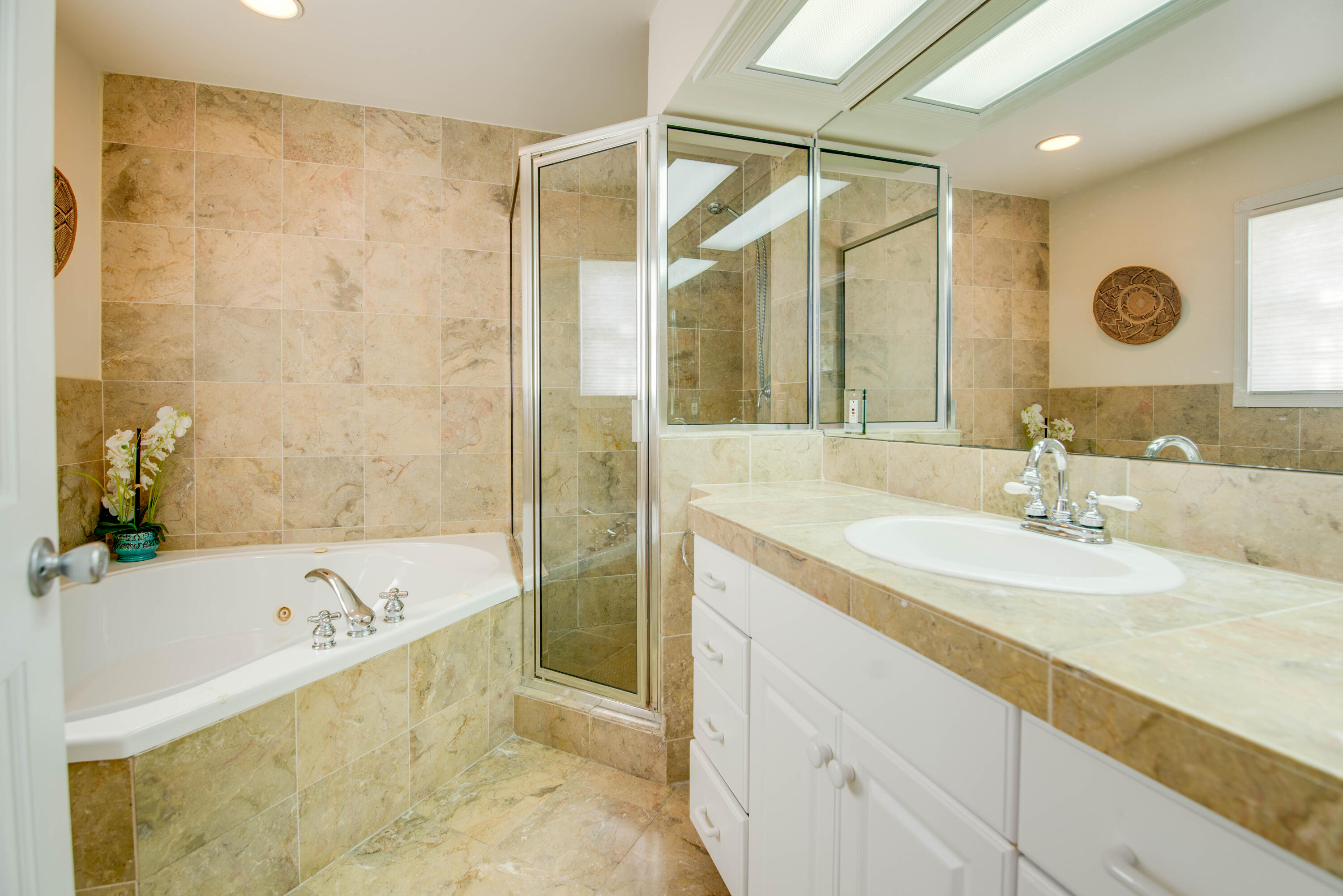 1223 Margaret Street Property Photo 14