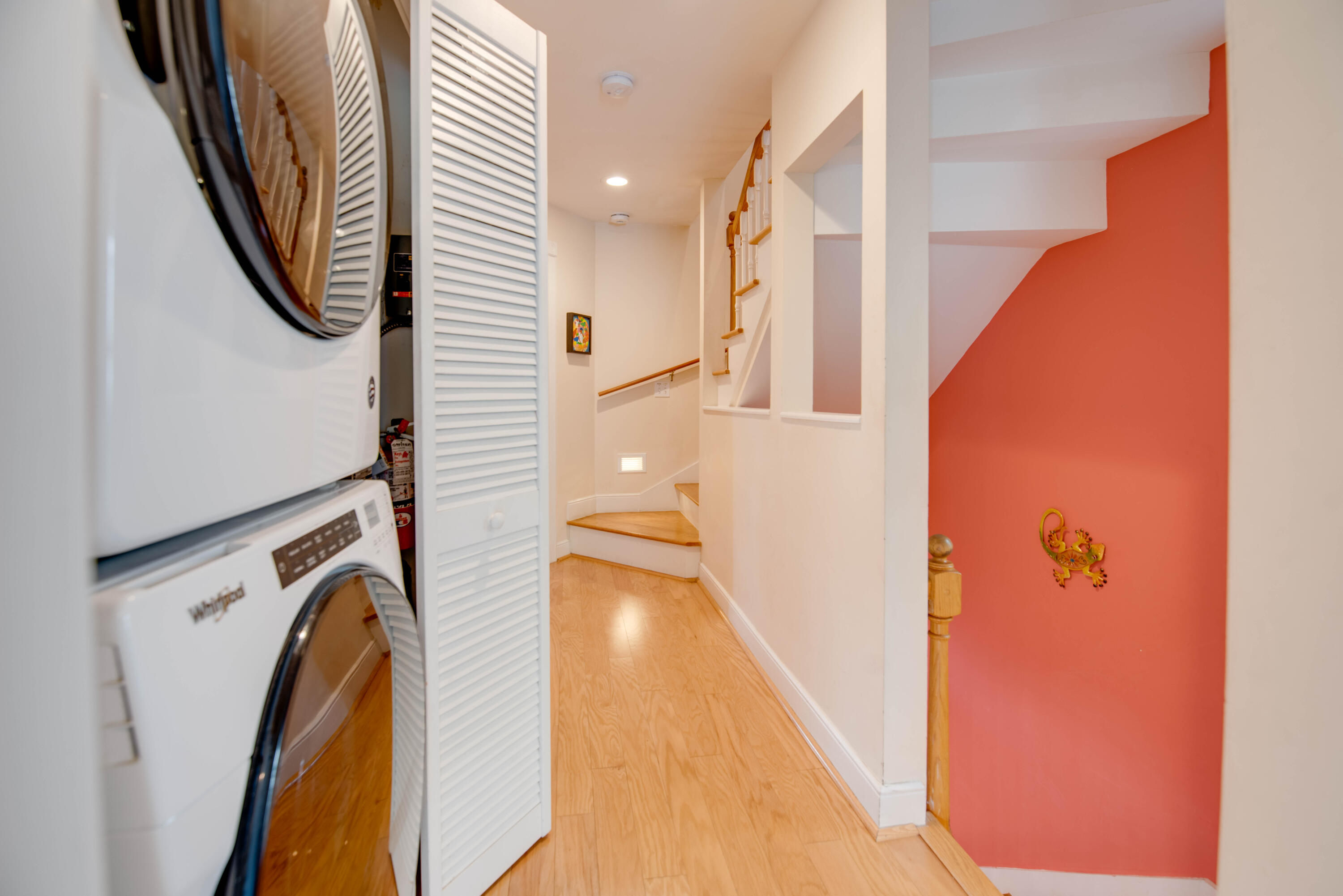 1223 Margaret Street Property Photo 15