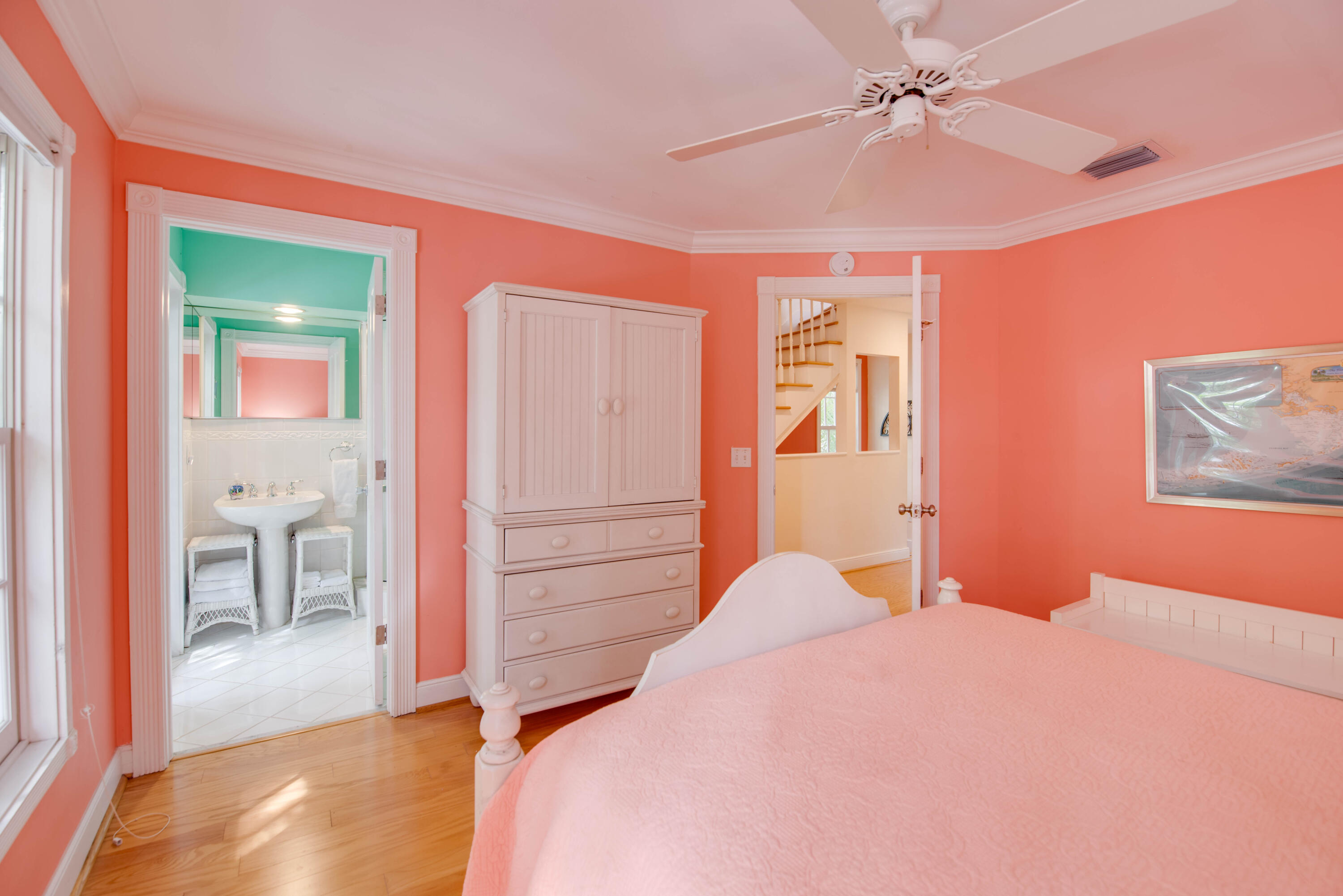 1223 Margaret Street Property Photo 17