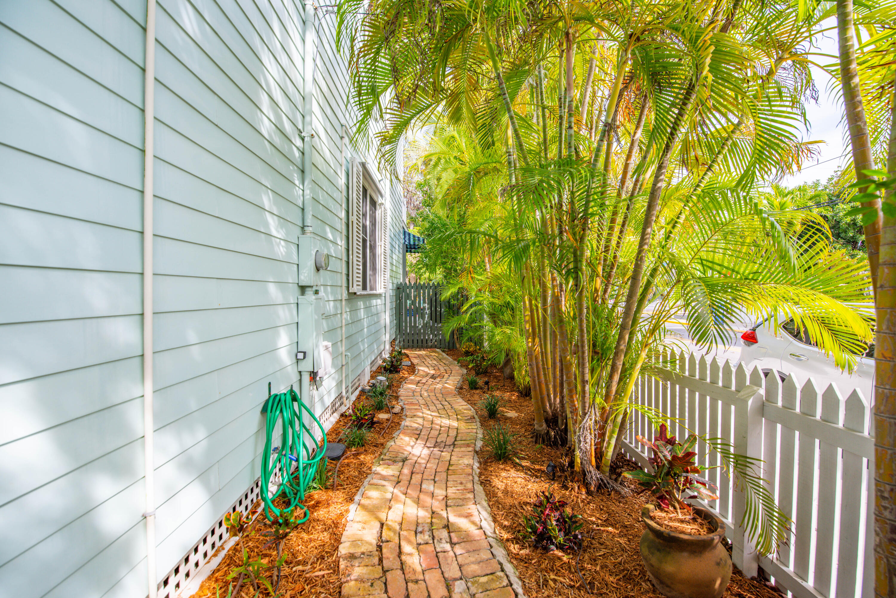 1223 Margaret Street Property Photo 38