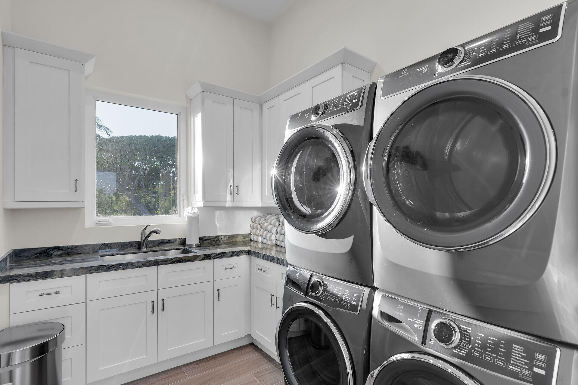 180 Galleon Road Property Photo 41
